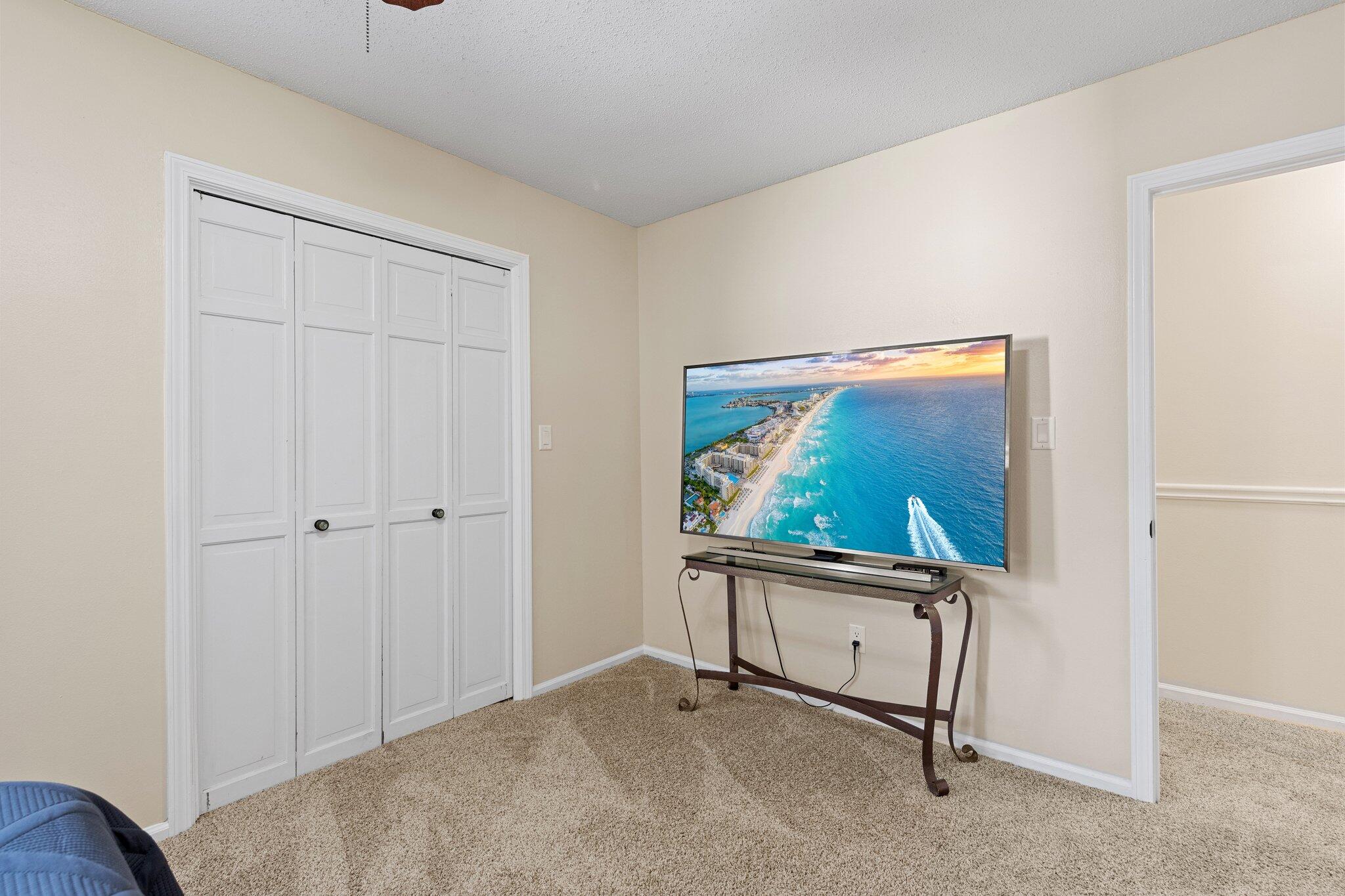 COUNTRY VILLAS - Residential