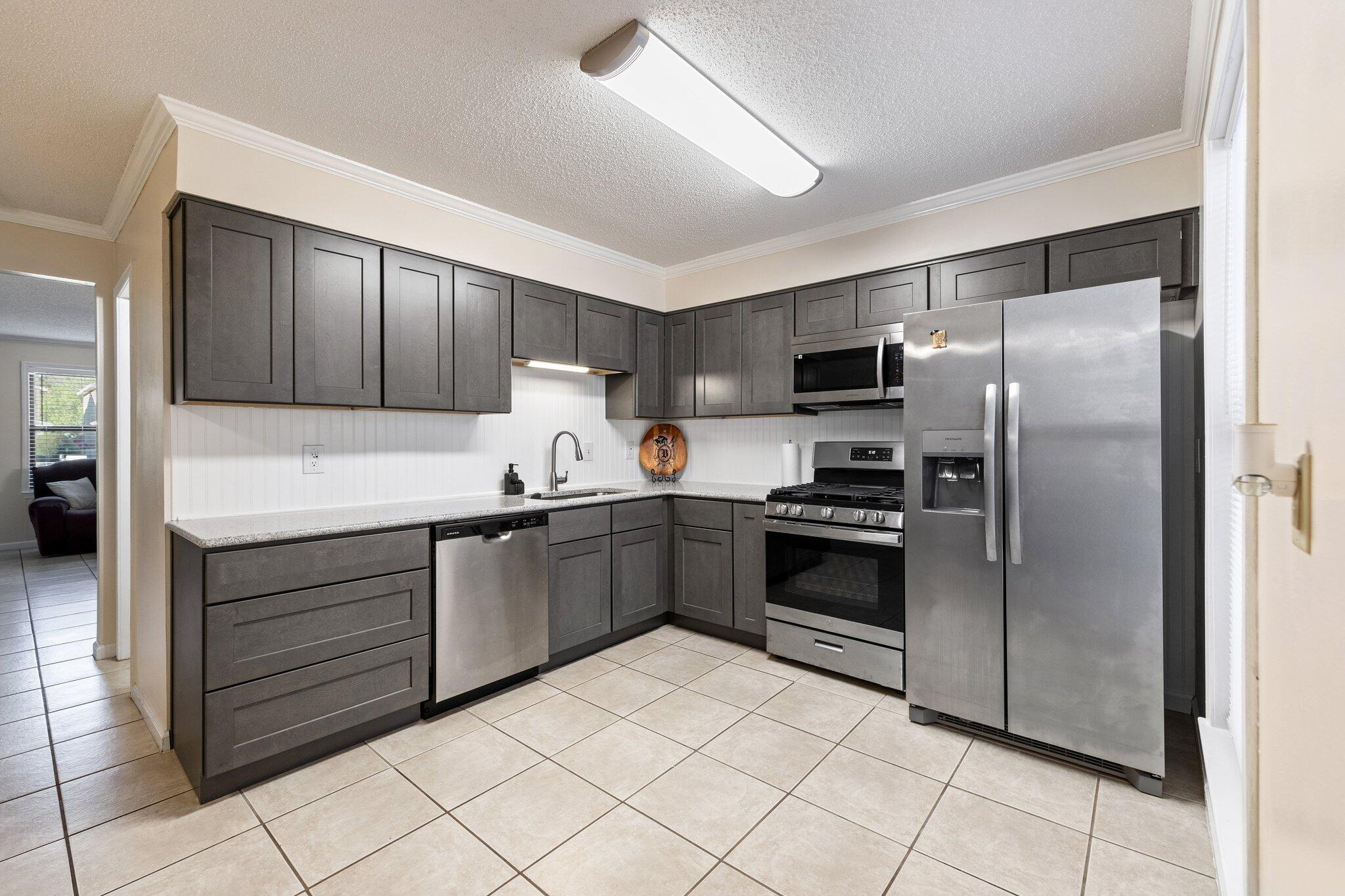 COUNTRY VILLAS - Residential