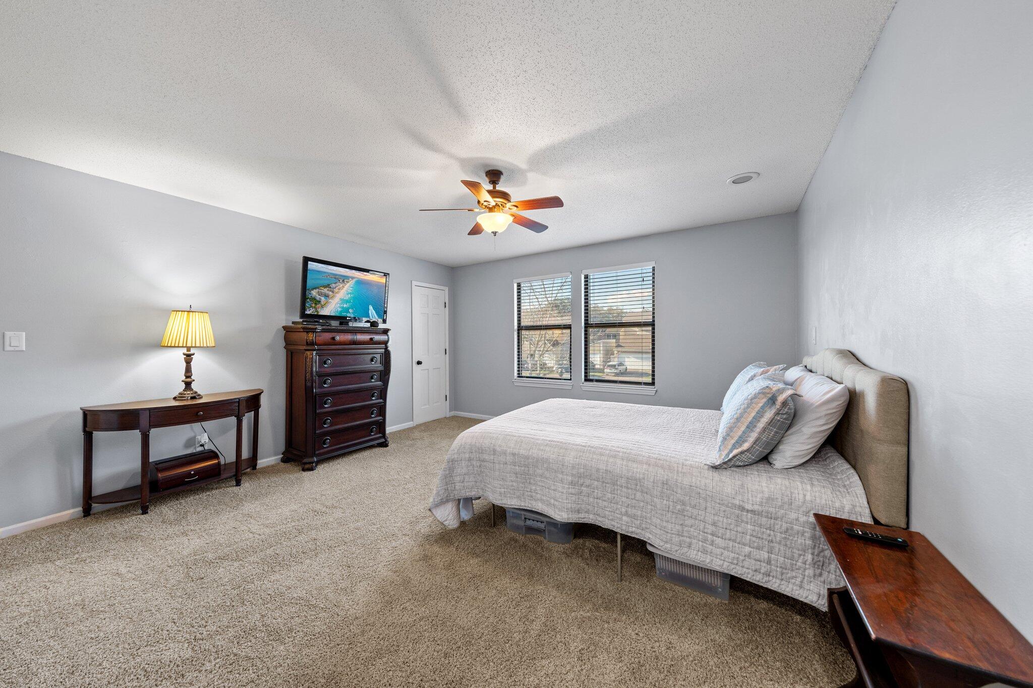 COUNTRY VILLAS - Residential