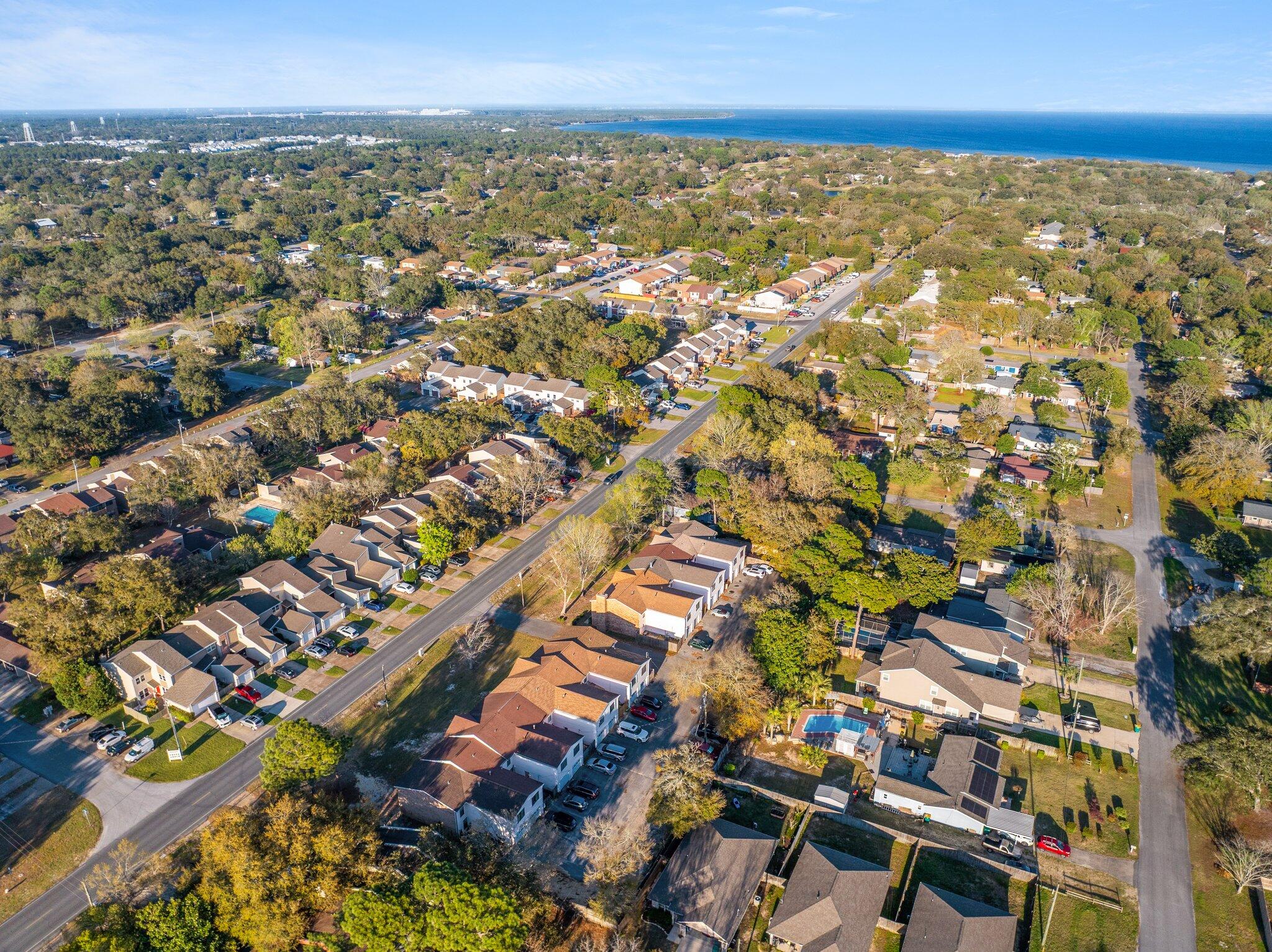 COUNTRY VILLAS - Residential