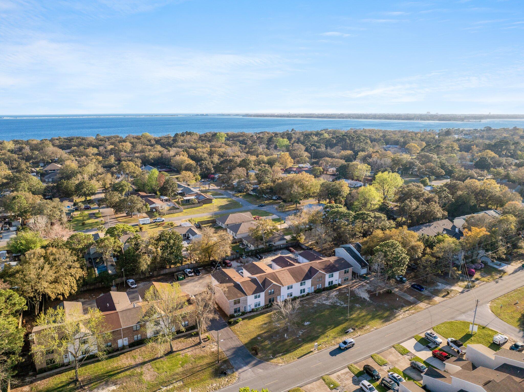 COUNTRY VILLAS - Residential