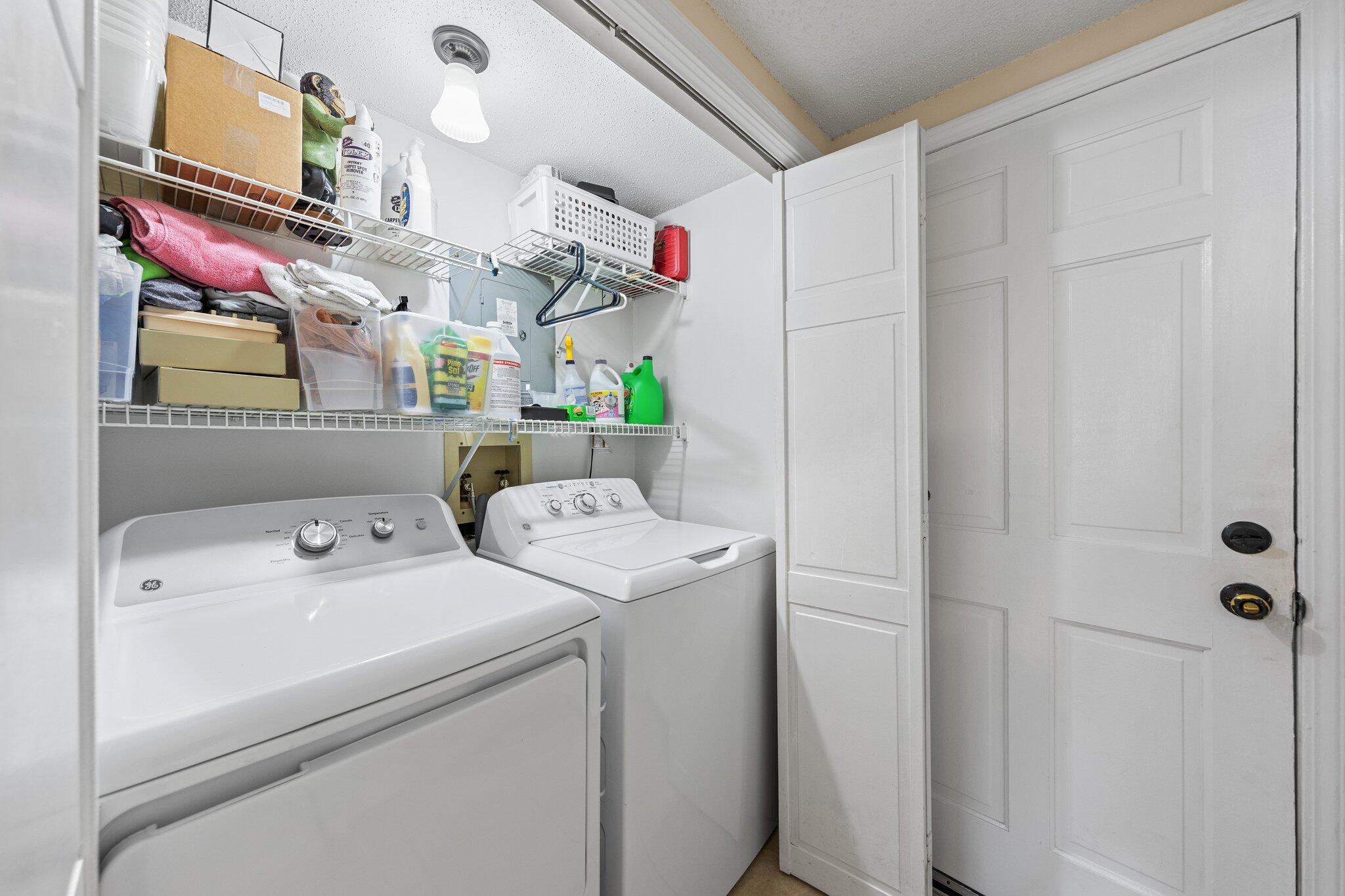 COUNTRY VILLAS - Residential