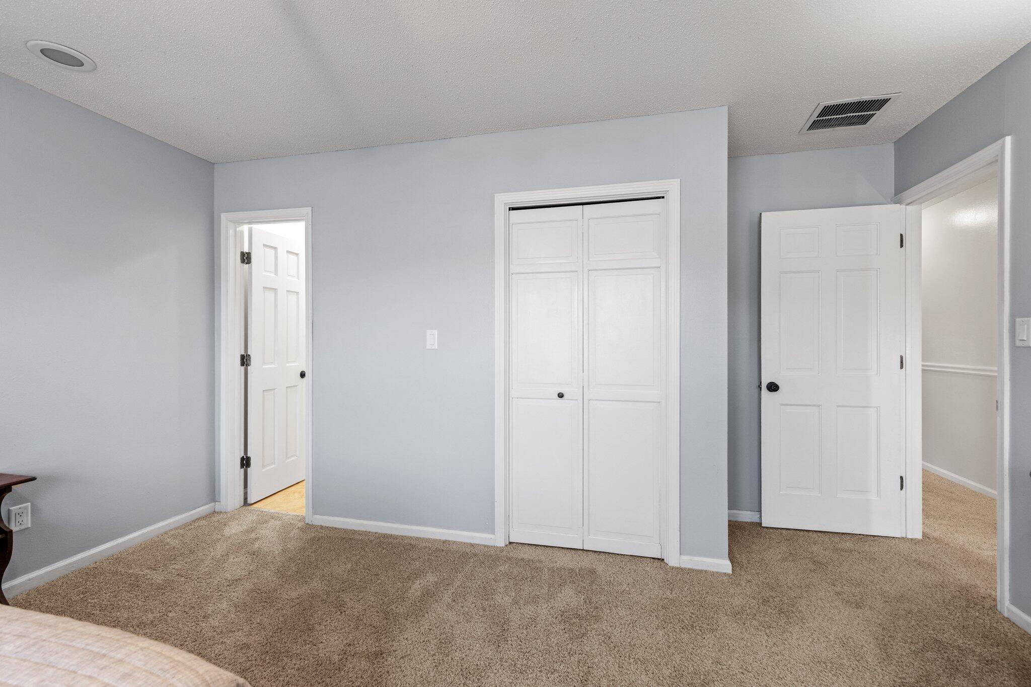 COUNTRY VILLAS - Residential