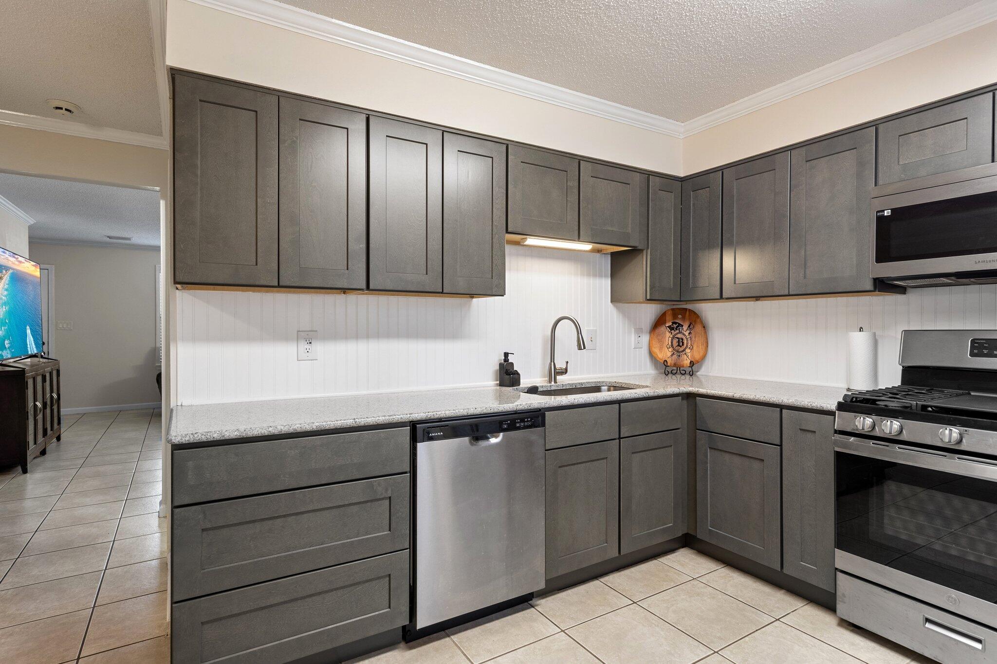 COUNTRY VILLAS - Residential