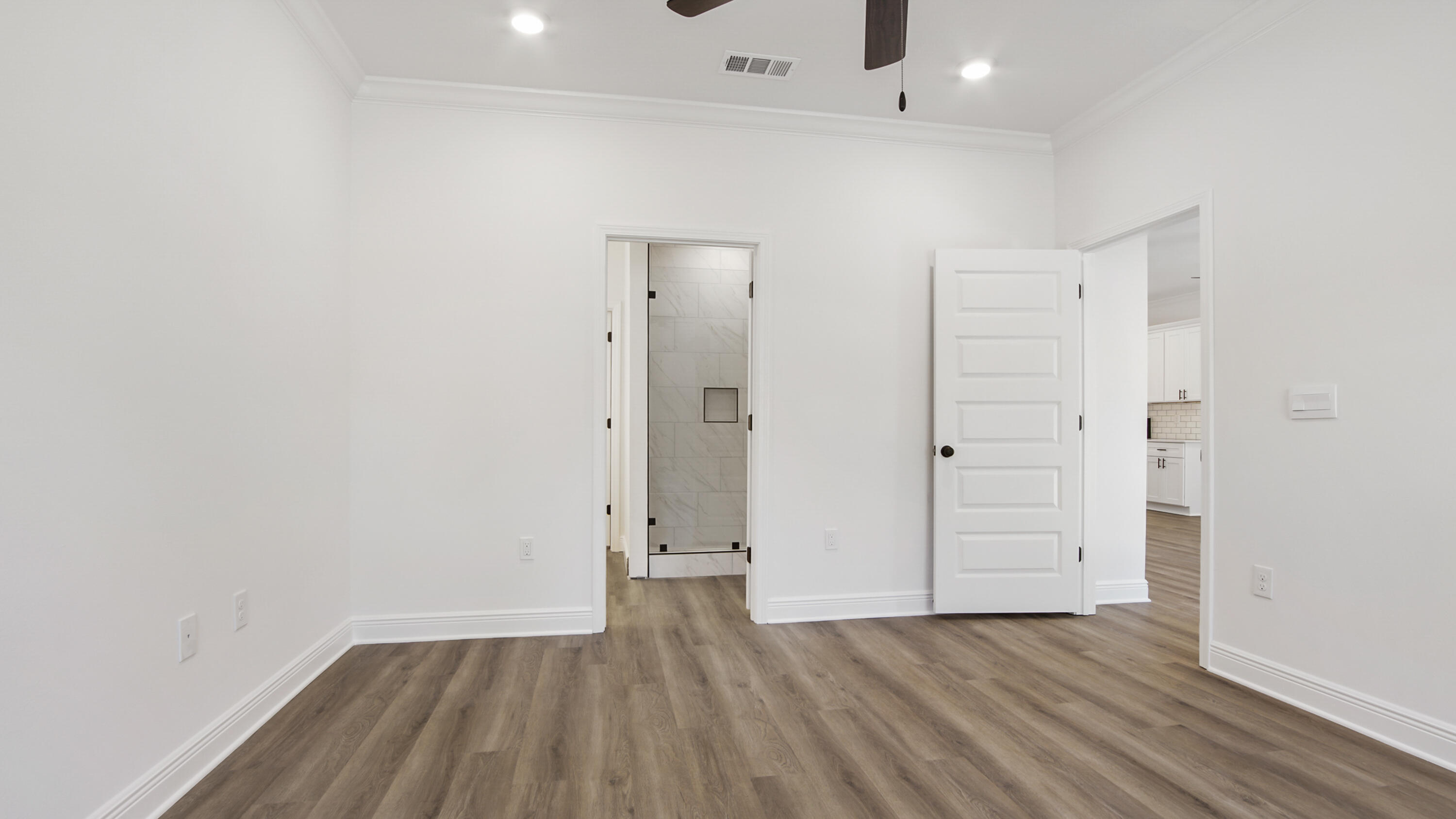 Crest Bay Cottages - Residential