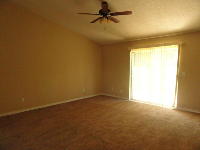 COUNTRYVIEW ESTATES 8TH ADDN - Residential