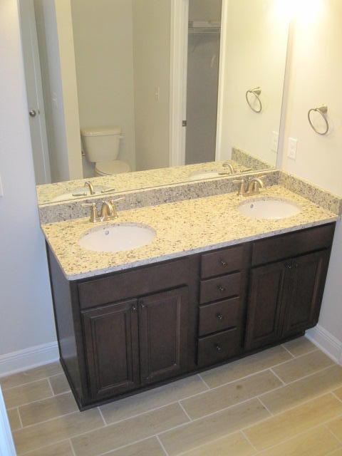 DRIFTWOOD ESTATES - Residential Lease