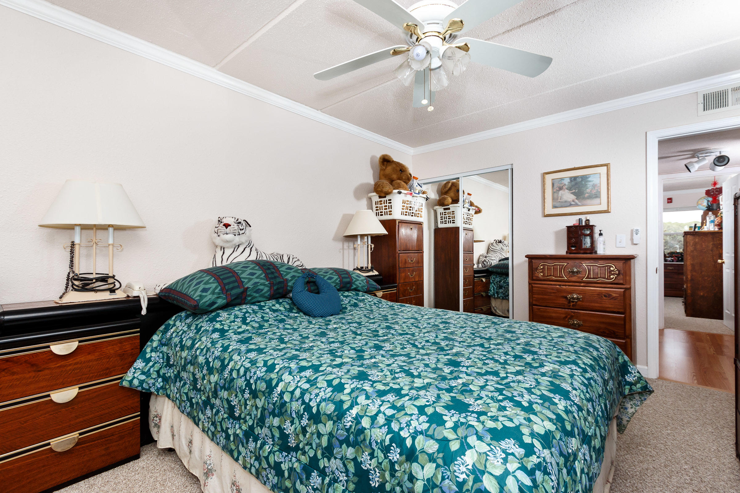 CEDARS CONDO - Residential