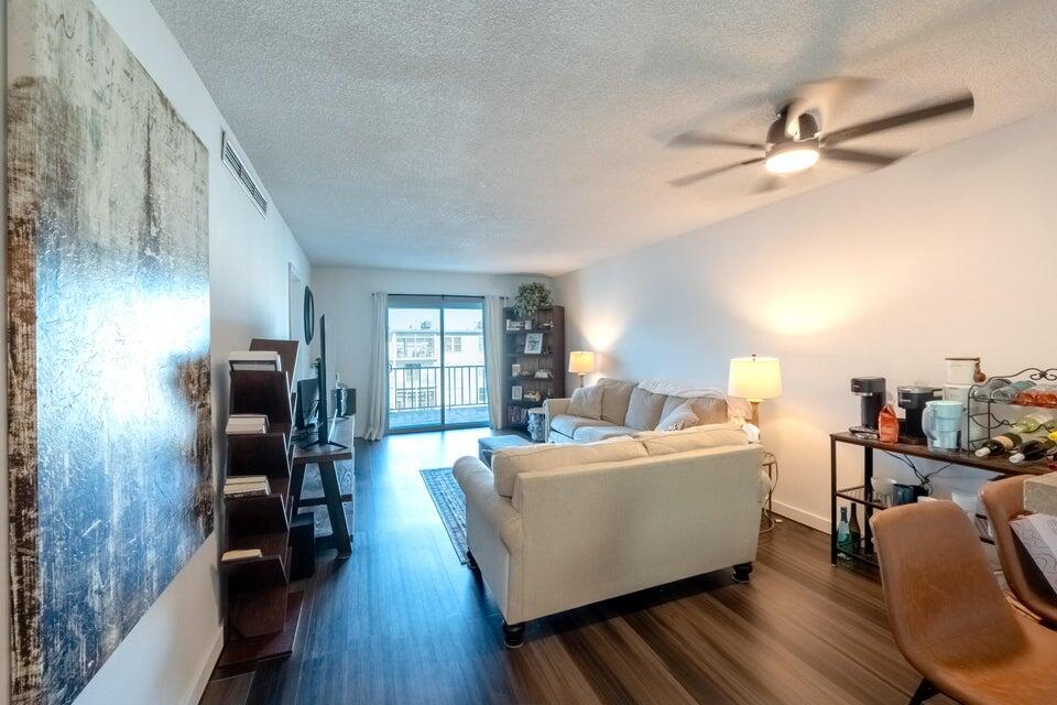 CENTURY PARK WEST UNIT 512 - Residential Lease