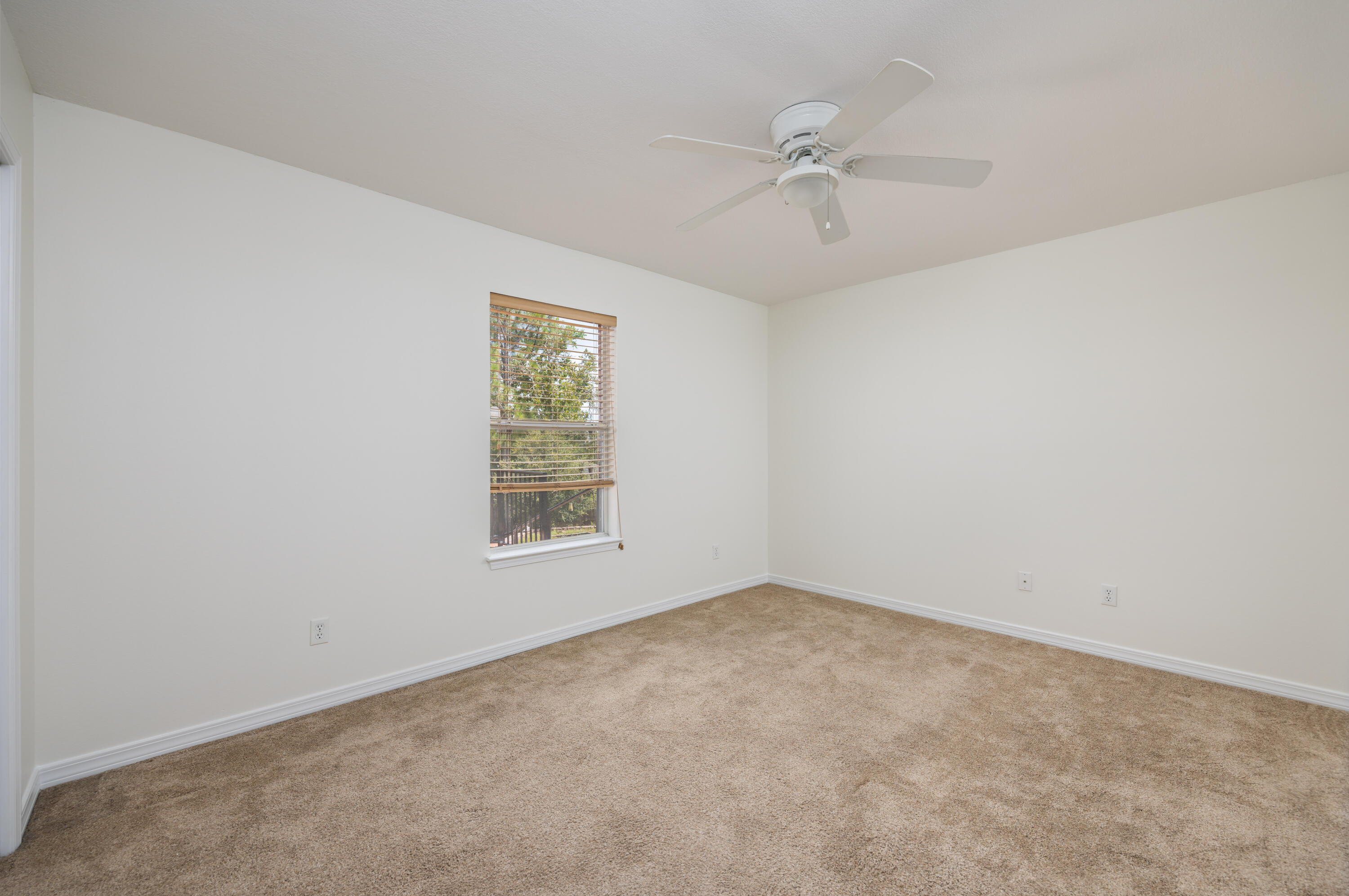 COUNTRYVIEW ESTATES 10TH ADDN - Residential