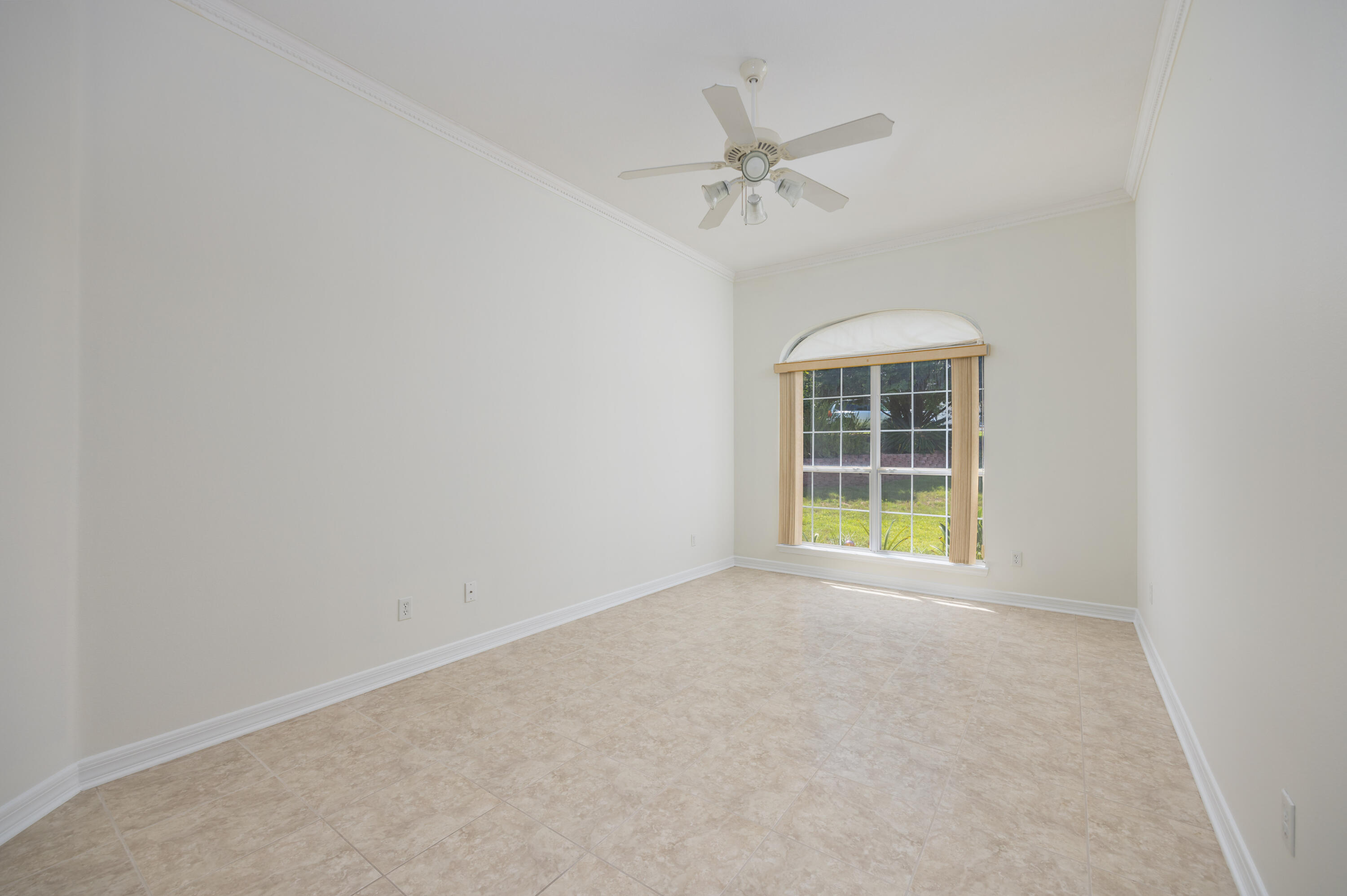 COUNTRYVIEW ESTATES 10TH ADDN - Residential