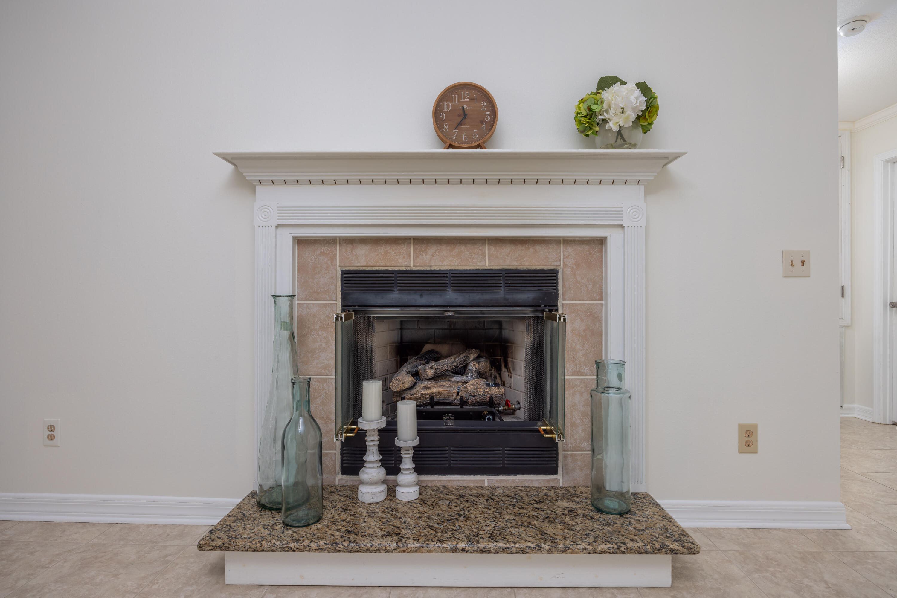 COUNTRYVIEW ESTATES 10TH ADDN - Residential