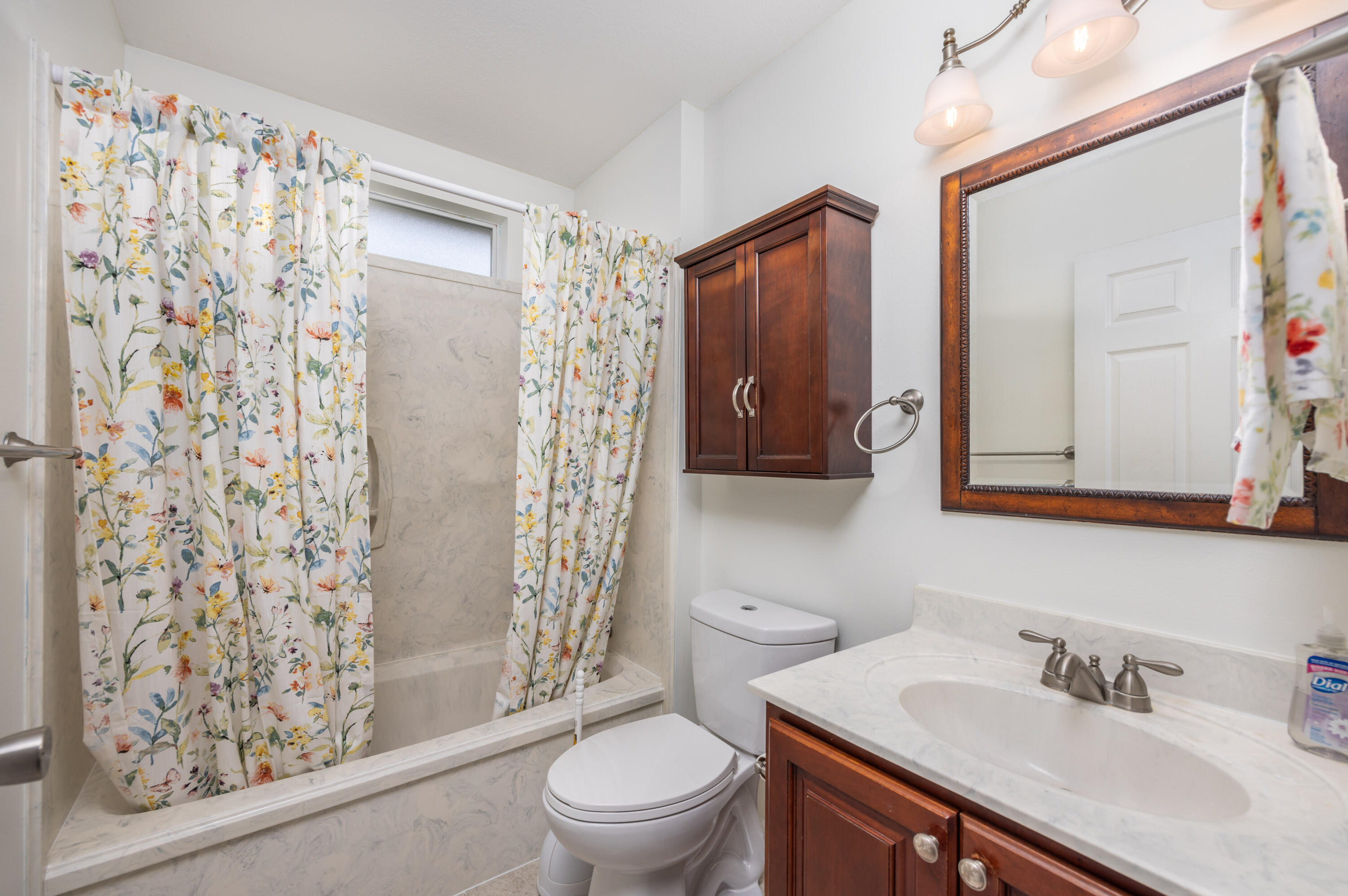 COUNTRYVIEW ESTATES 10TH ADDN - Residential