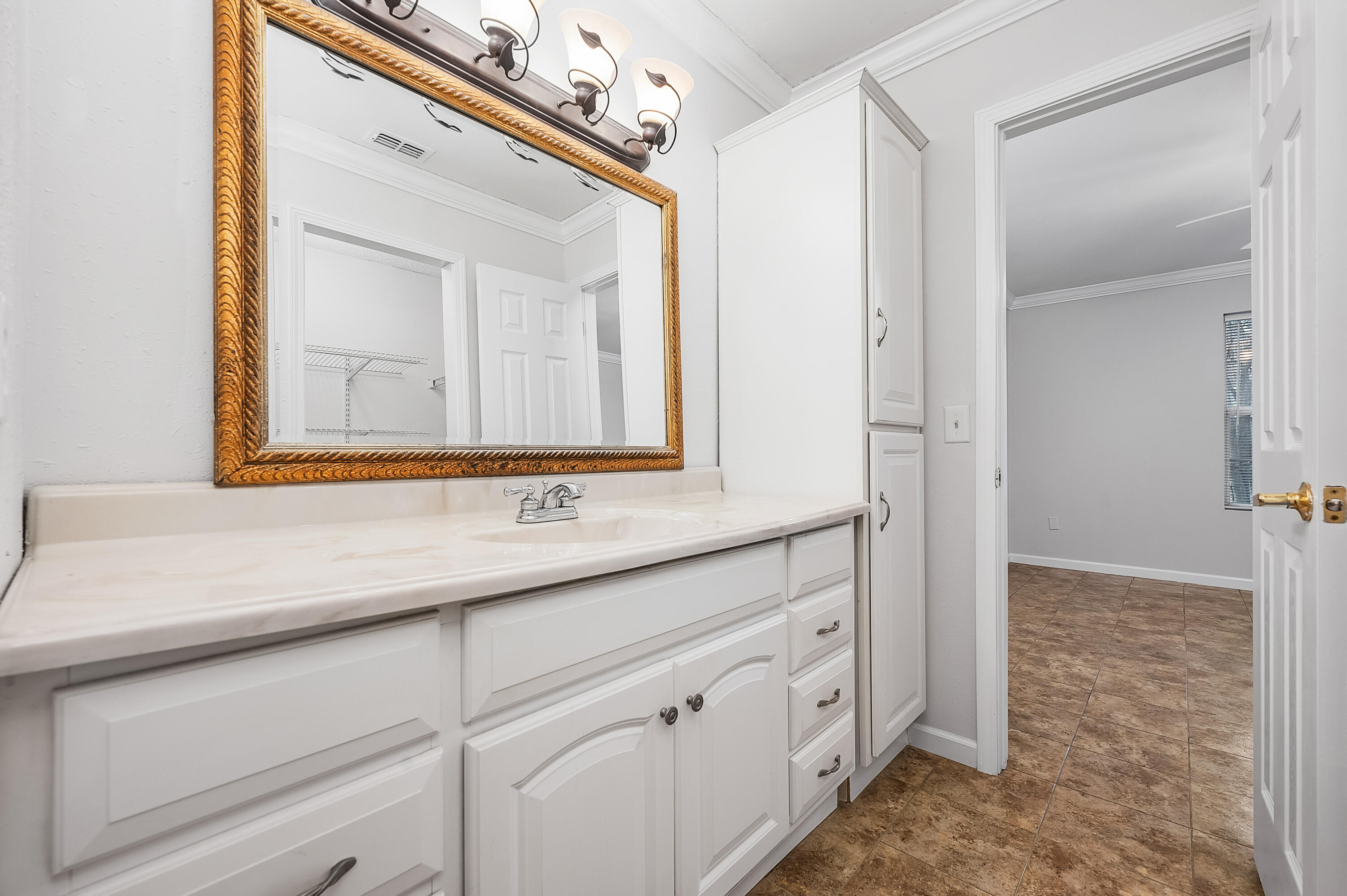 QUAIL RIDGE LANDING - Residential