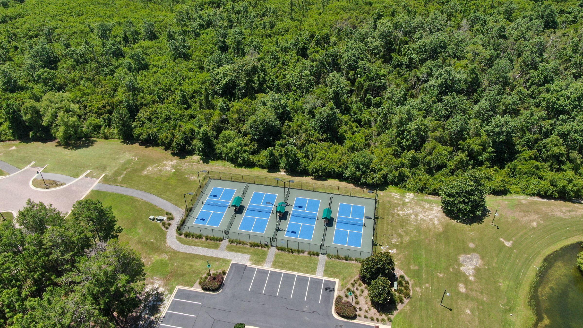 HAMMOCK BAY - Residential