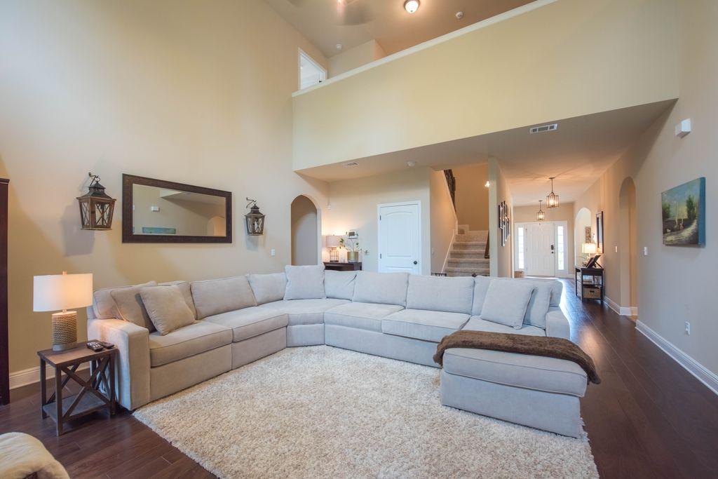 HAMMOCK BAY - Residential