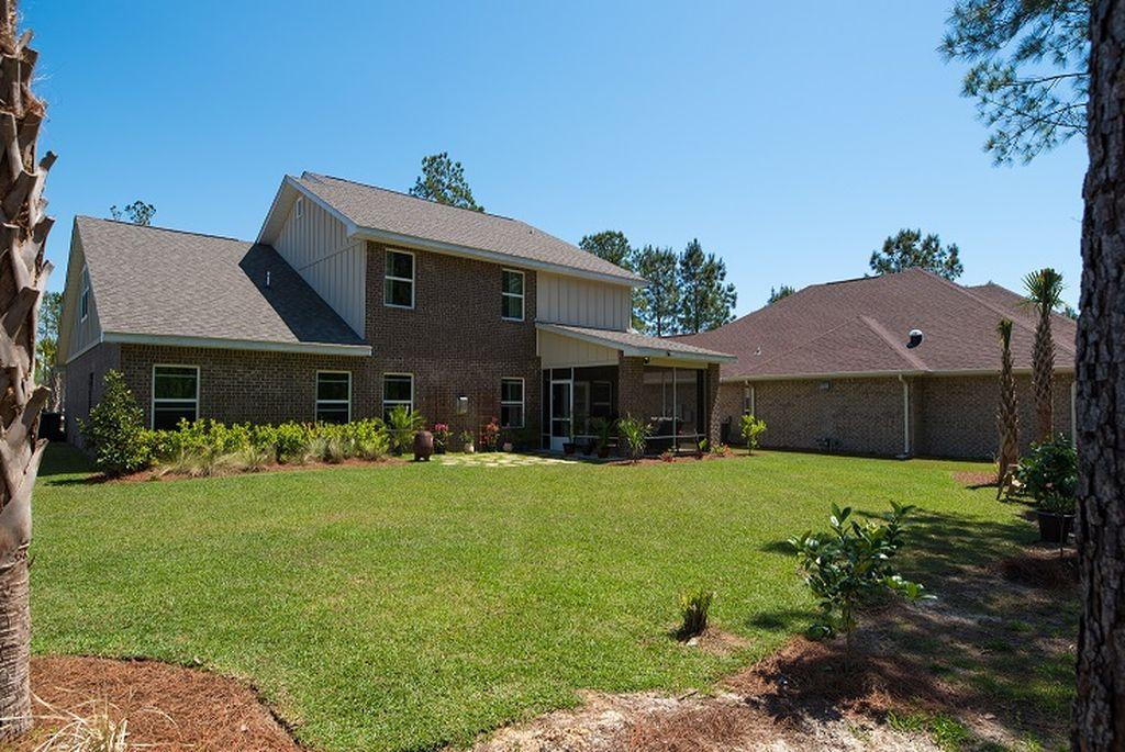 HAMMOCK BAY - Residential