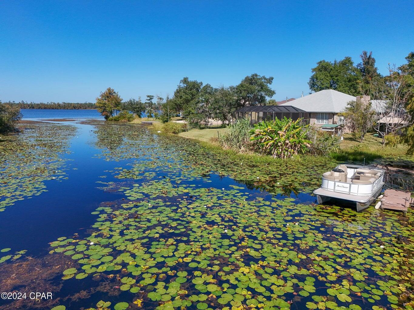 DEERPOINT ESTATES - Residential