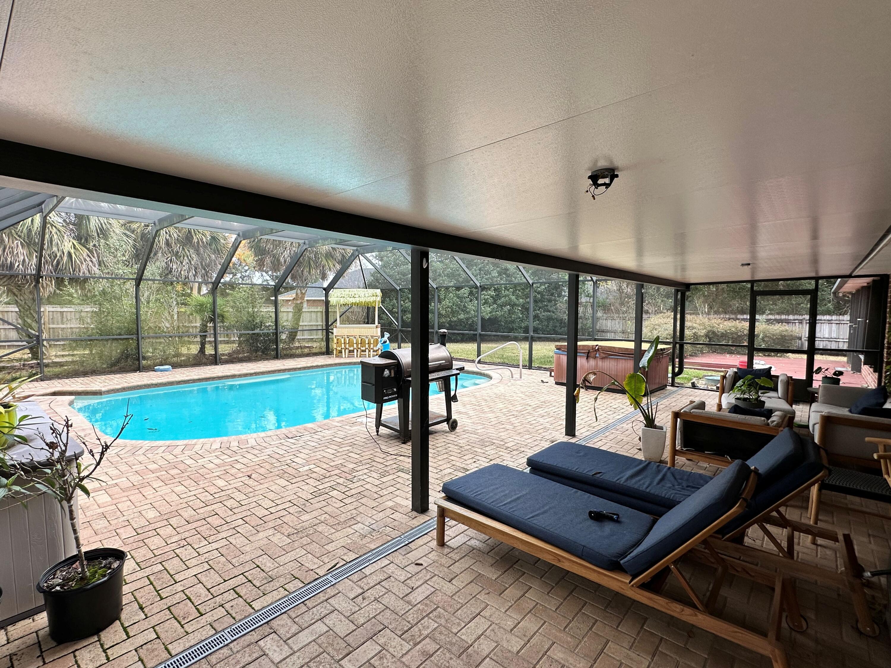 ROBLEDAL ESTATES UNIT 3 - Residential