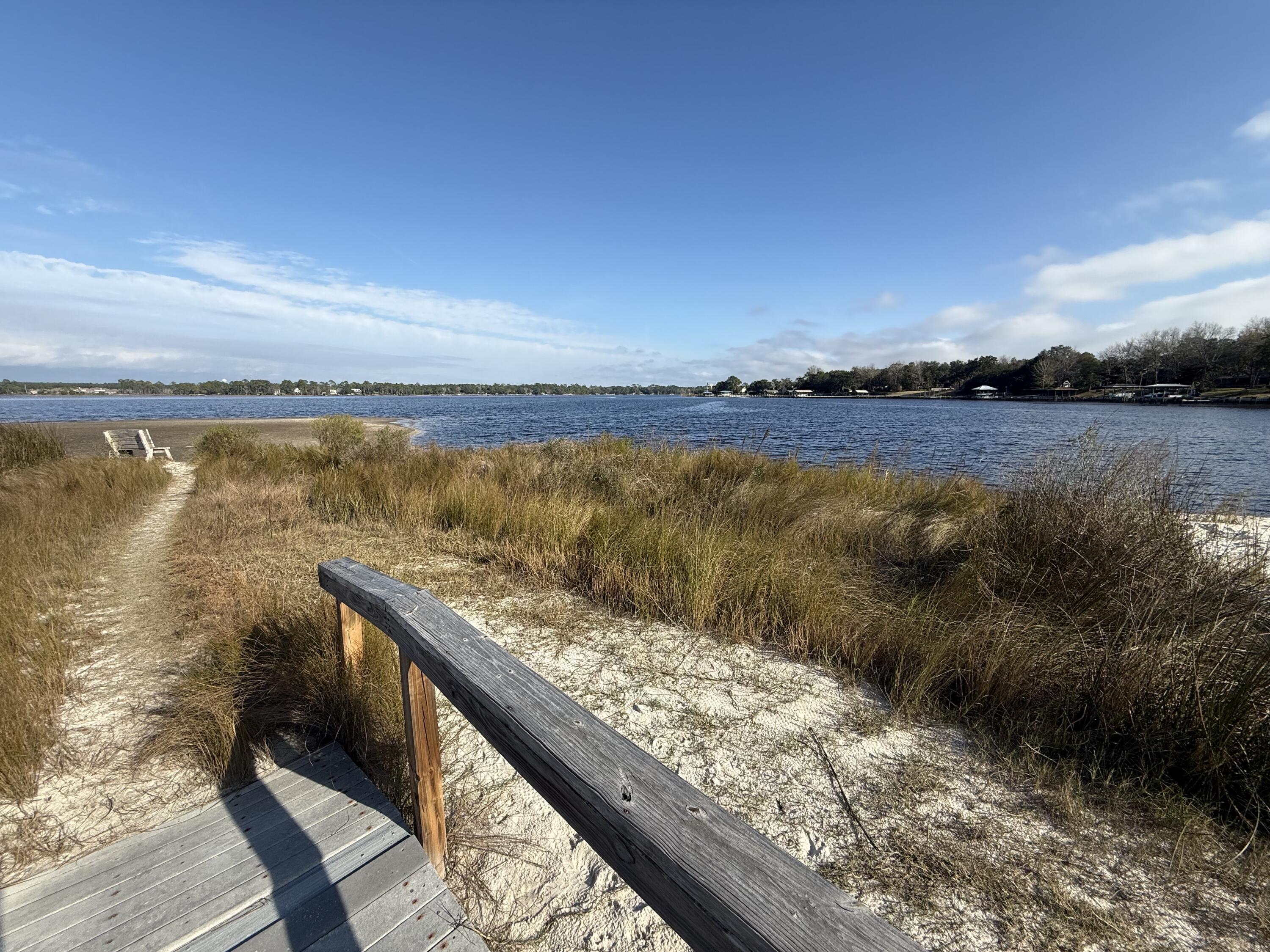 ROBLEDAL ESTATES UNIT 3 - Residential