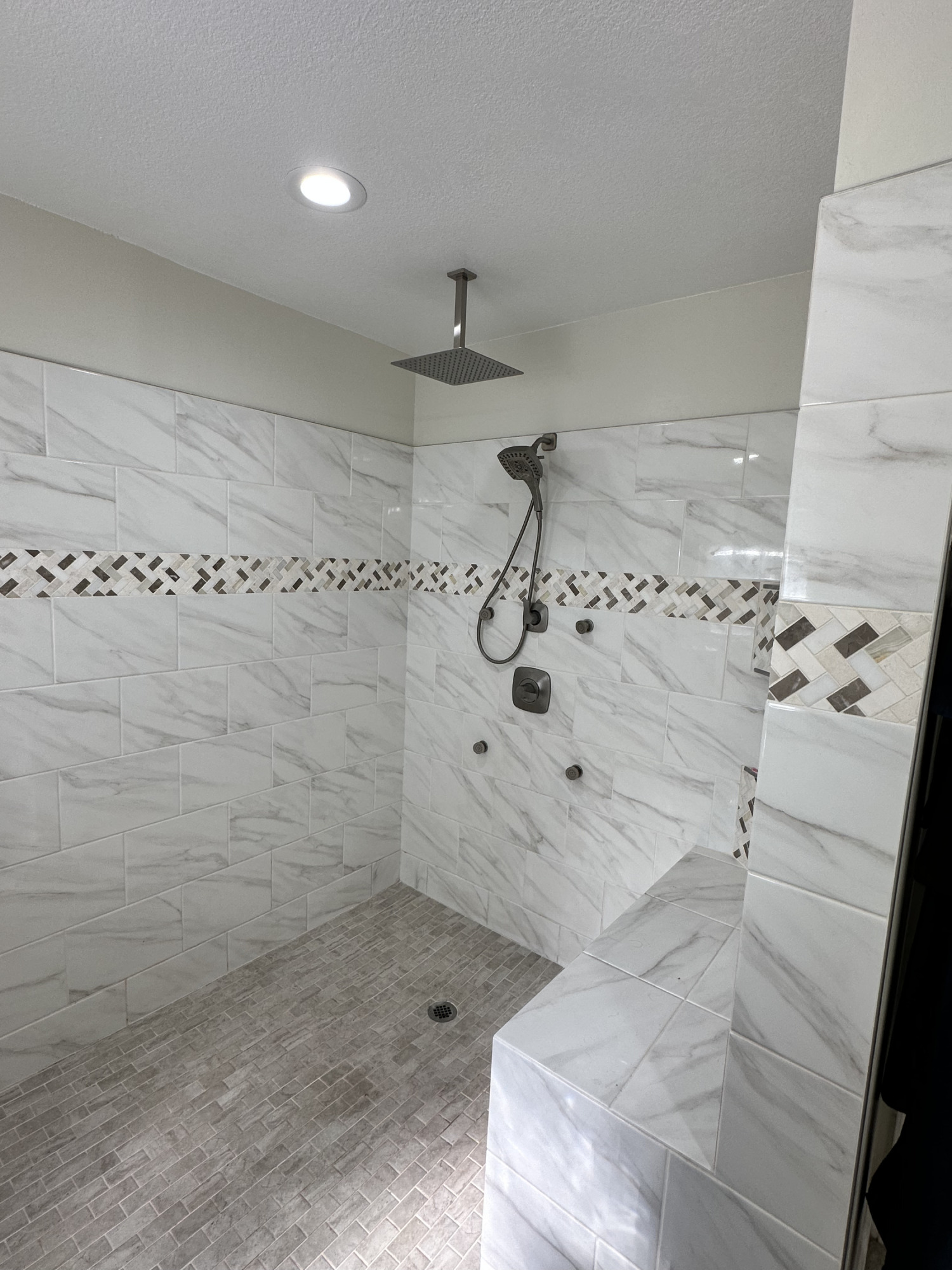 ROBLEDAL ESTATES UNIT 3 - Residential