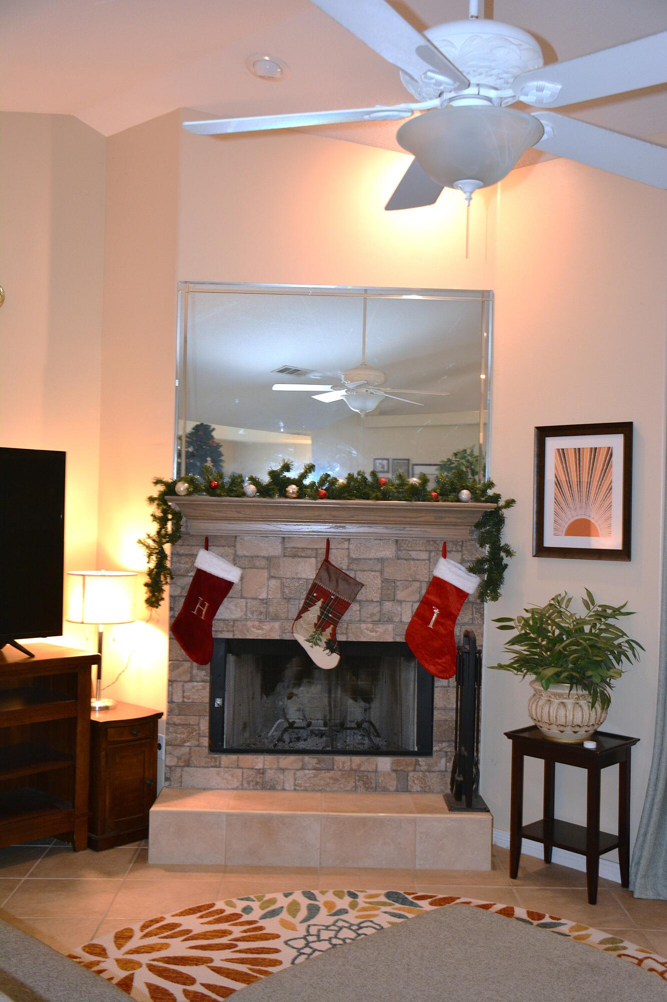 ROBLEDAL ESTATES UNIT 3 - Residential