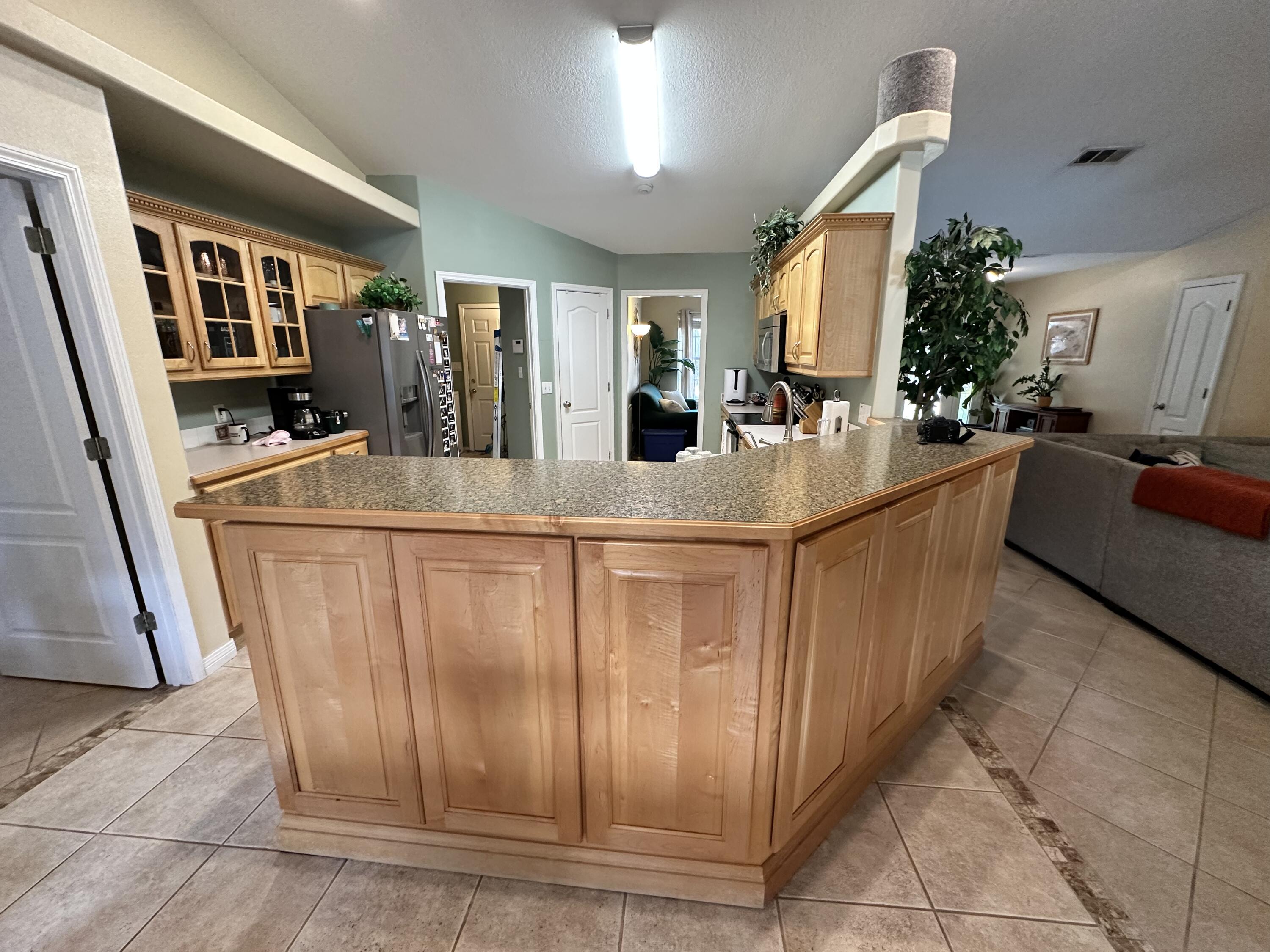 ROBLEDAL ESTATES UNIT 3 - Residential