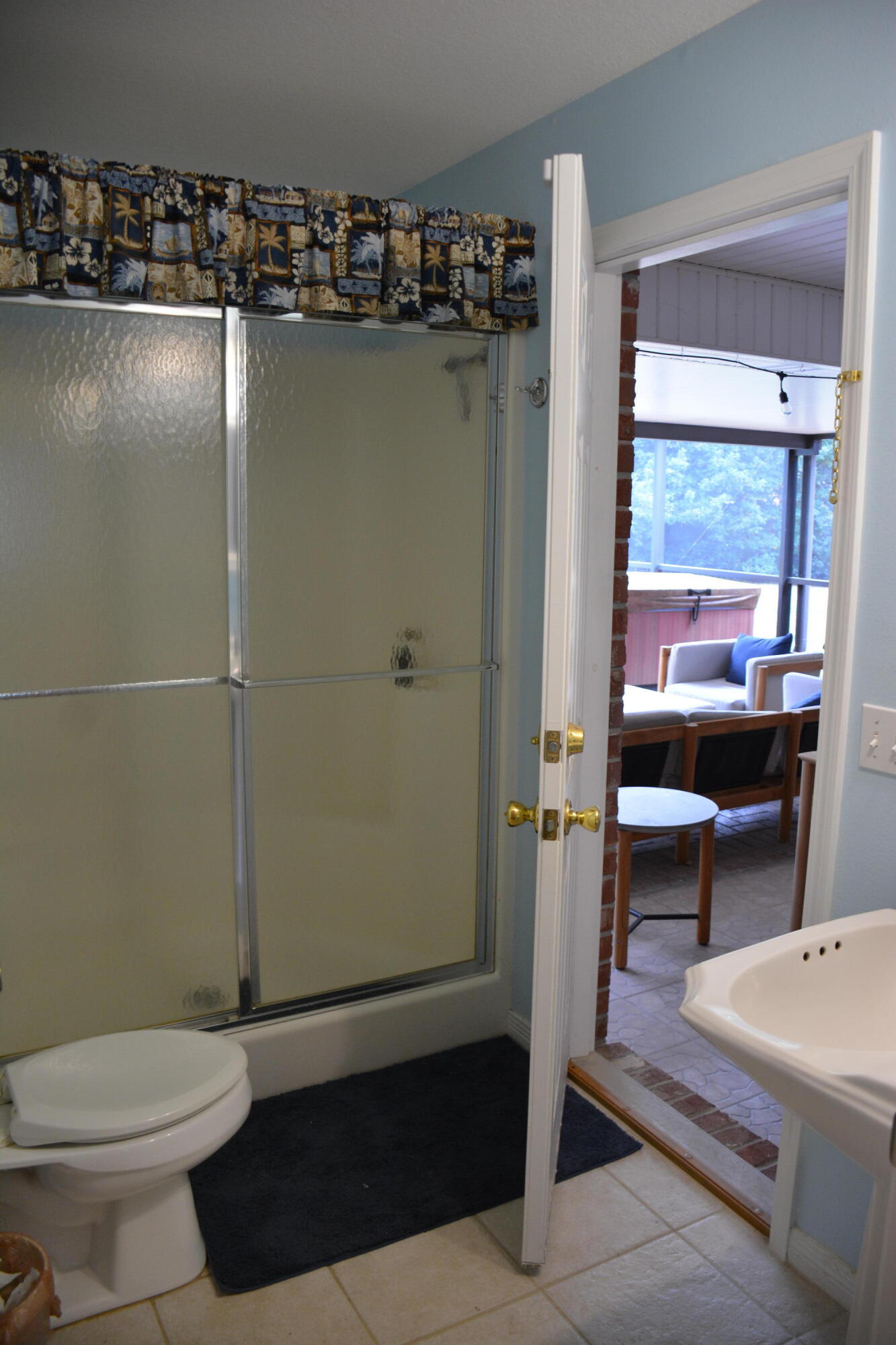 ROBLEDAL ESTATES UNIT 3 - Residential