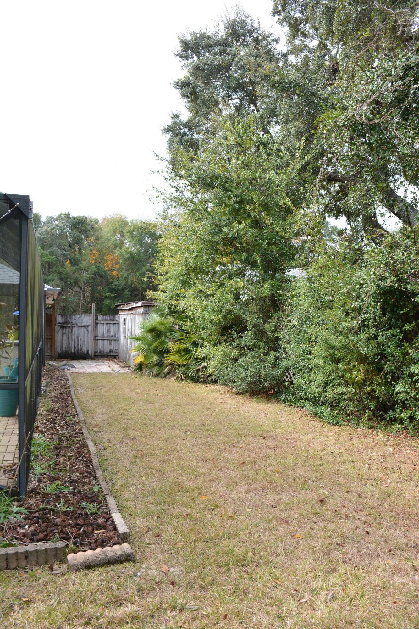 ROBLEDAL ESTATES UNIT 3 - Residential