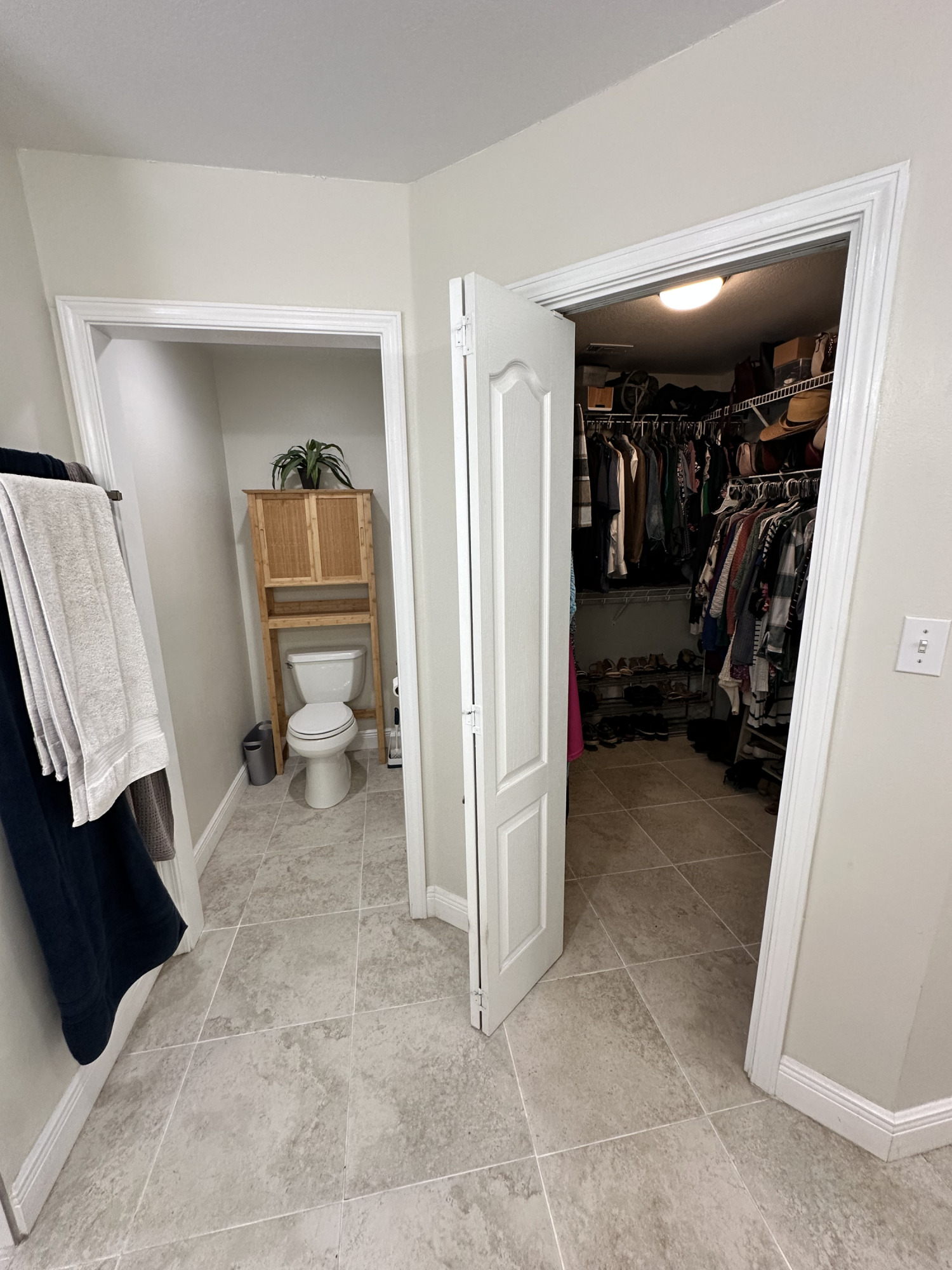 ROBLEDAL ESTATES UNIT 3 - Residential