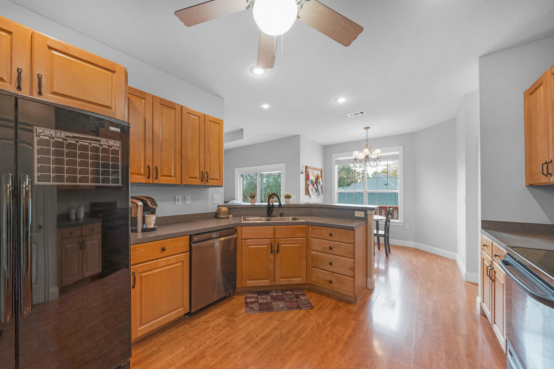 LAKESIDE EAST - Residential