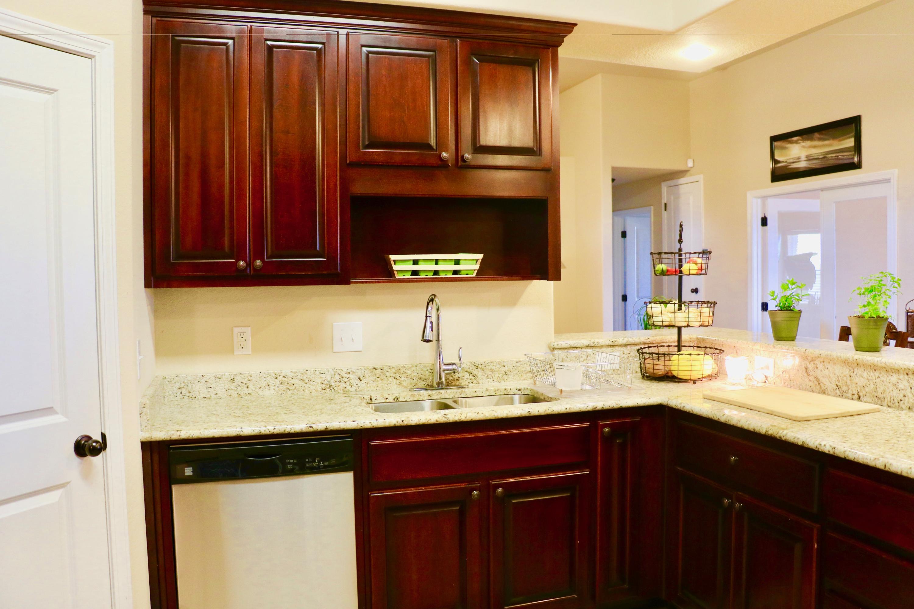 MOSSY OAKS - Residential