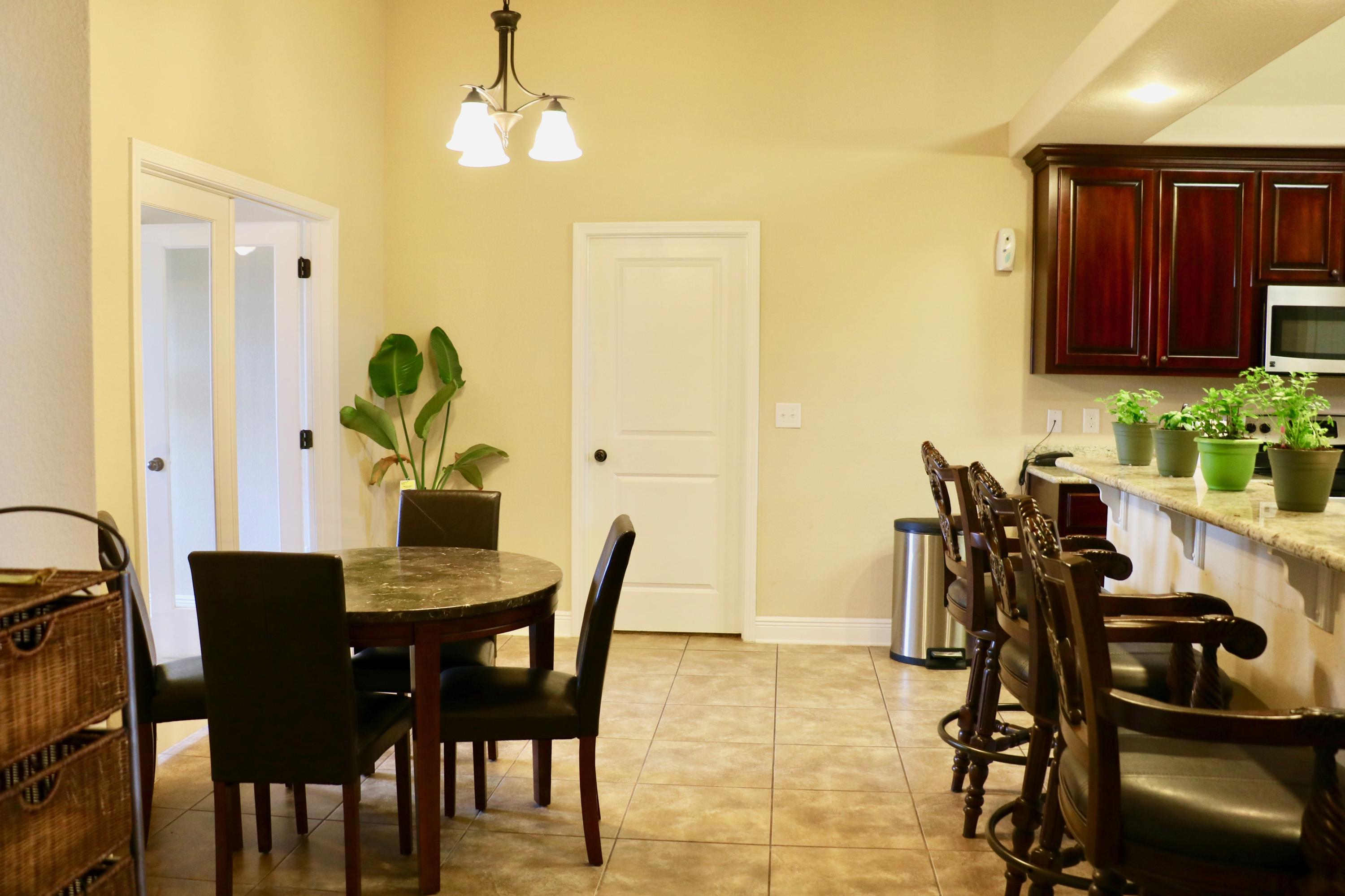 MOSSY OAKS - Residential