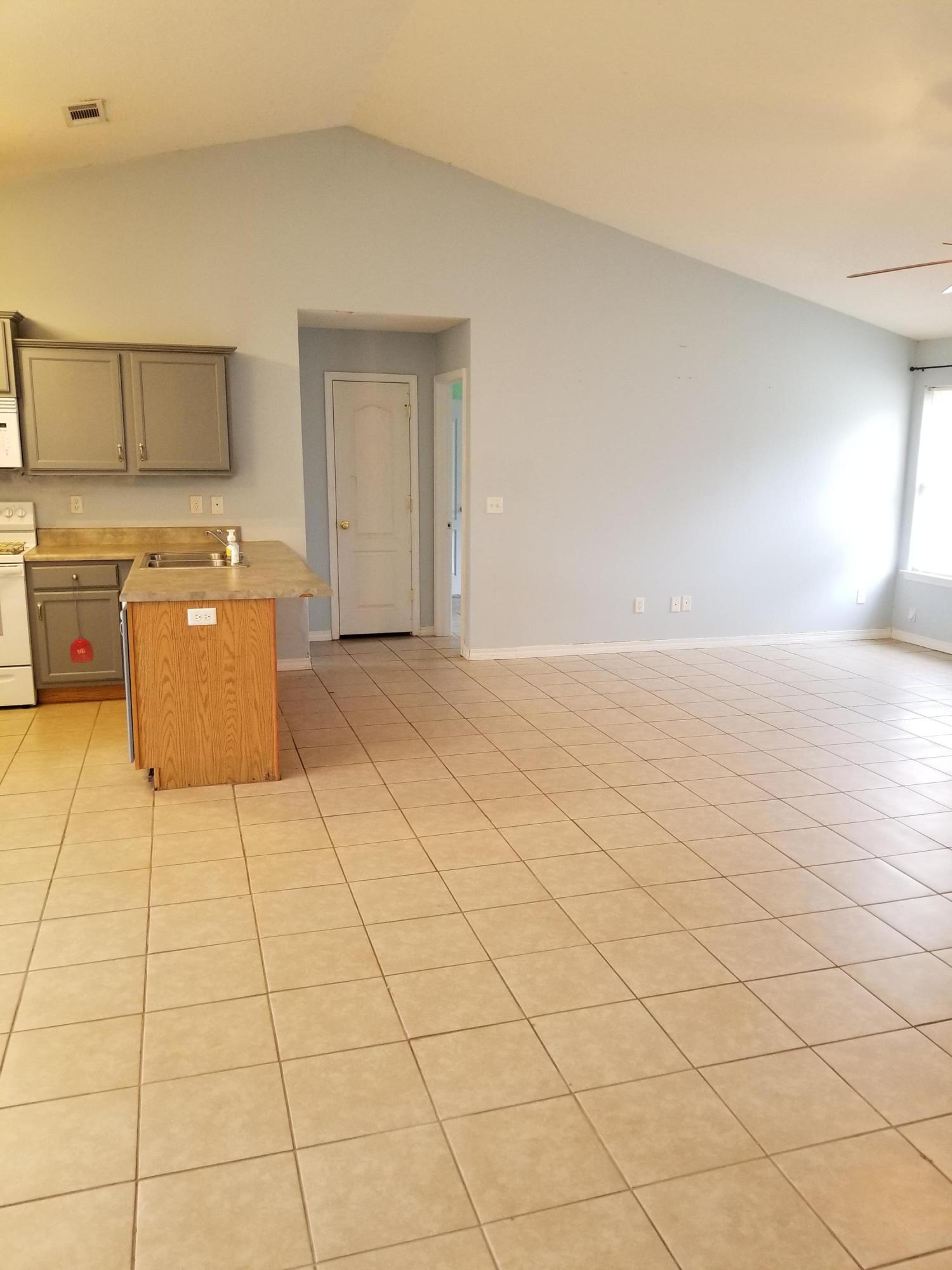 TRIPLE LAKES ESTATES - Residential