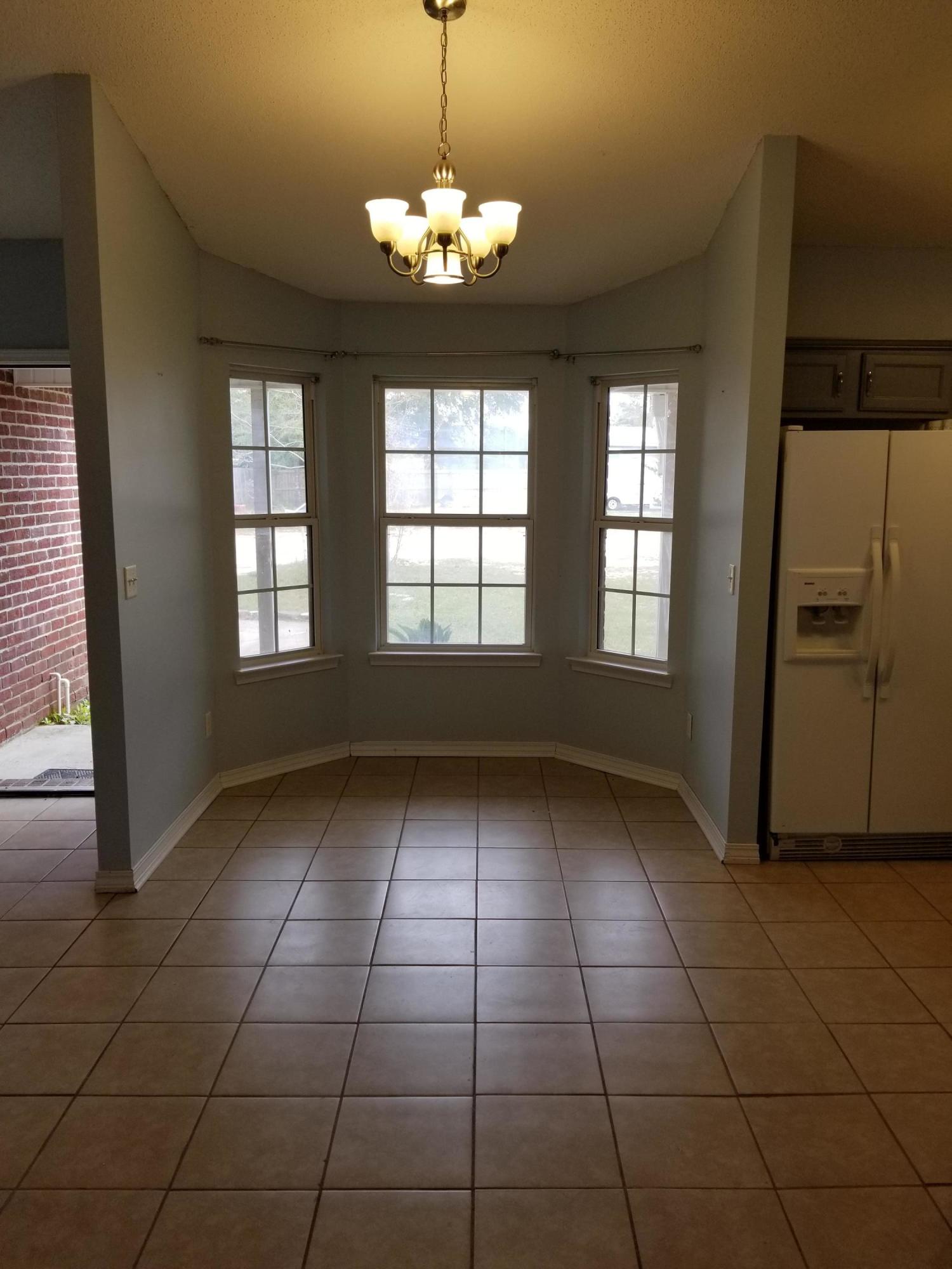 TRIPLE LAKES ESTATES - Residential