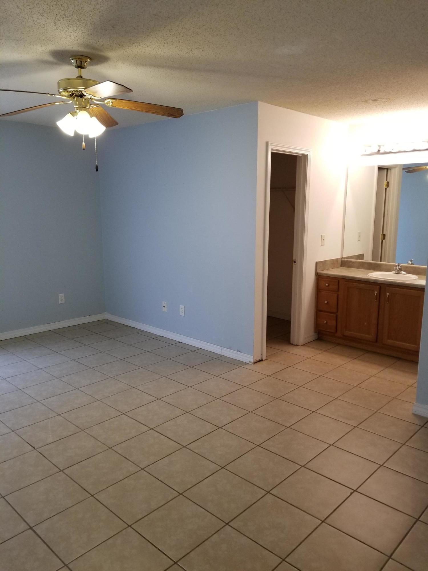 TRIPLE LAKES ESTATES - Residential