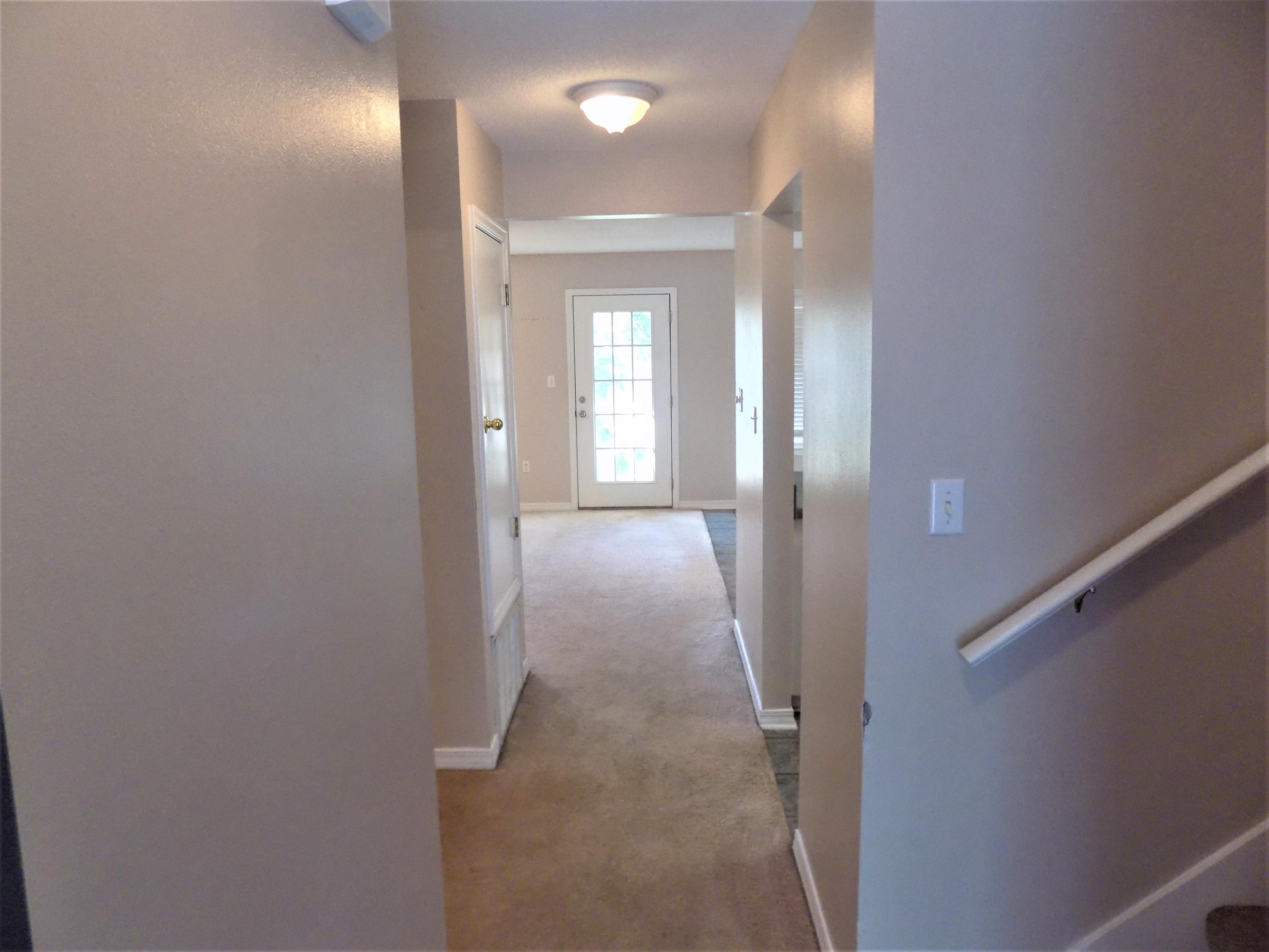 LARKIN PLACE T/H . - Residential Lease