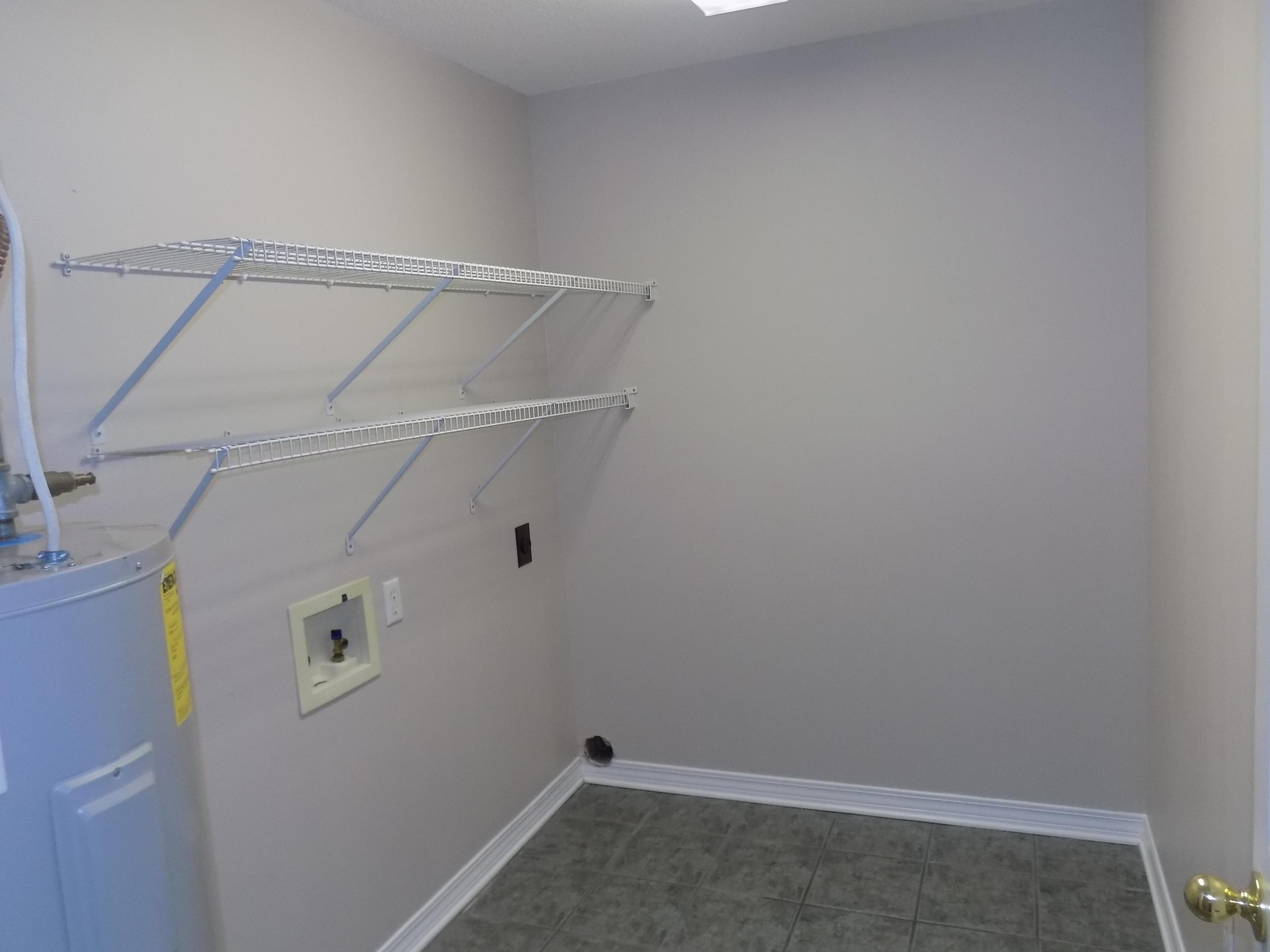 LARKIN PLACE T/H . - Residential Lease