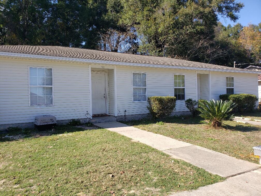3 bed rooms 1 bath units, duplex 108 & 110 for sale also