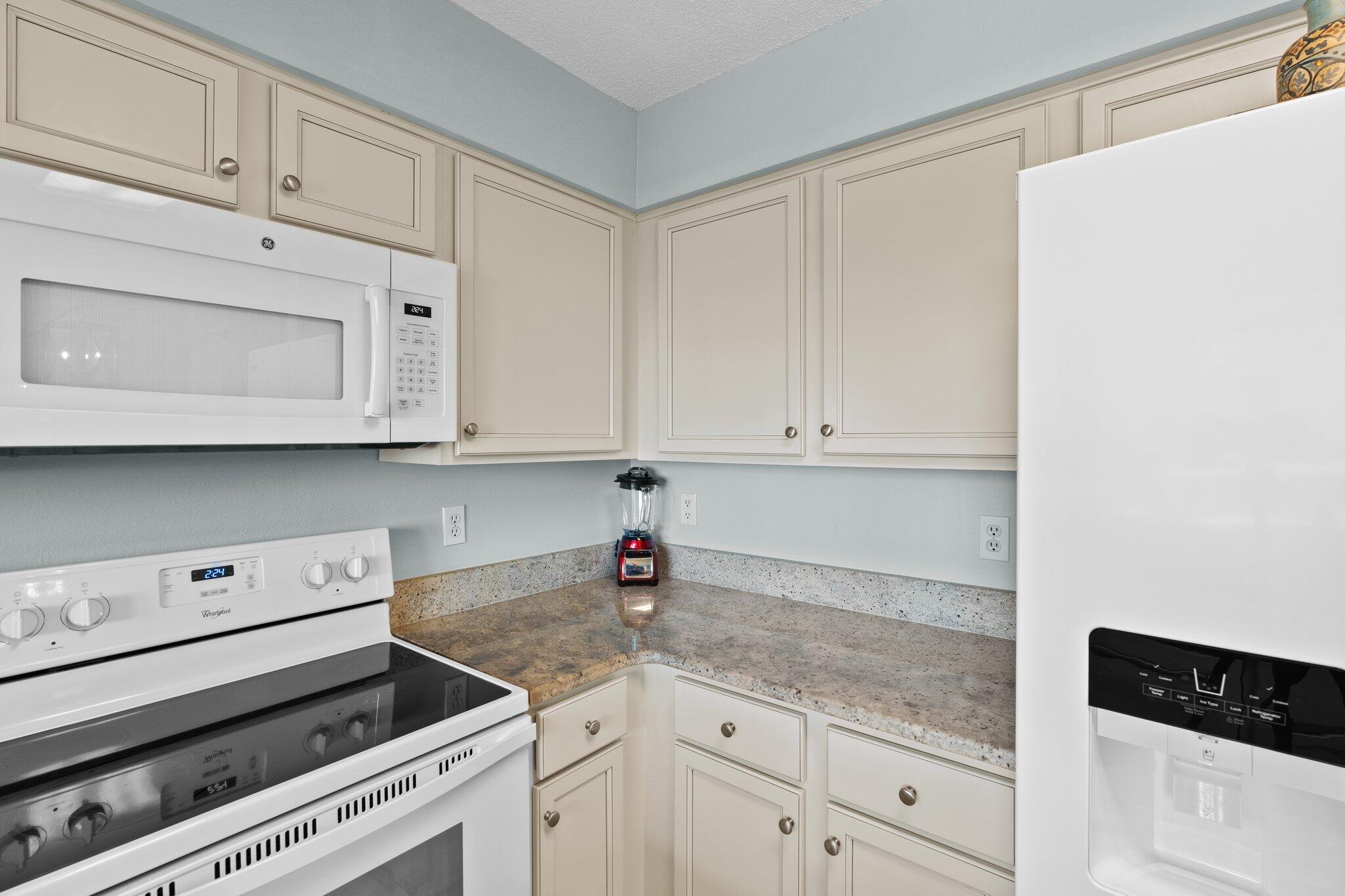 SILVER DUNES CONDO - Residential