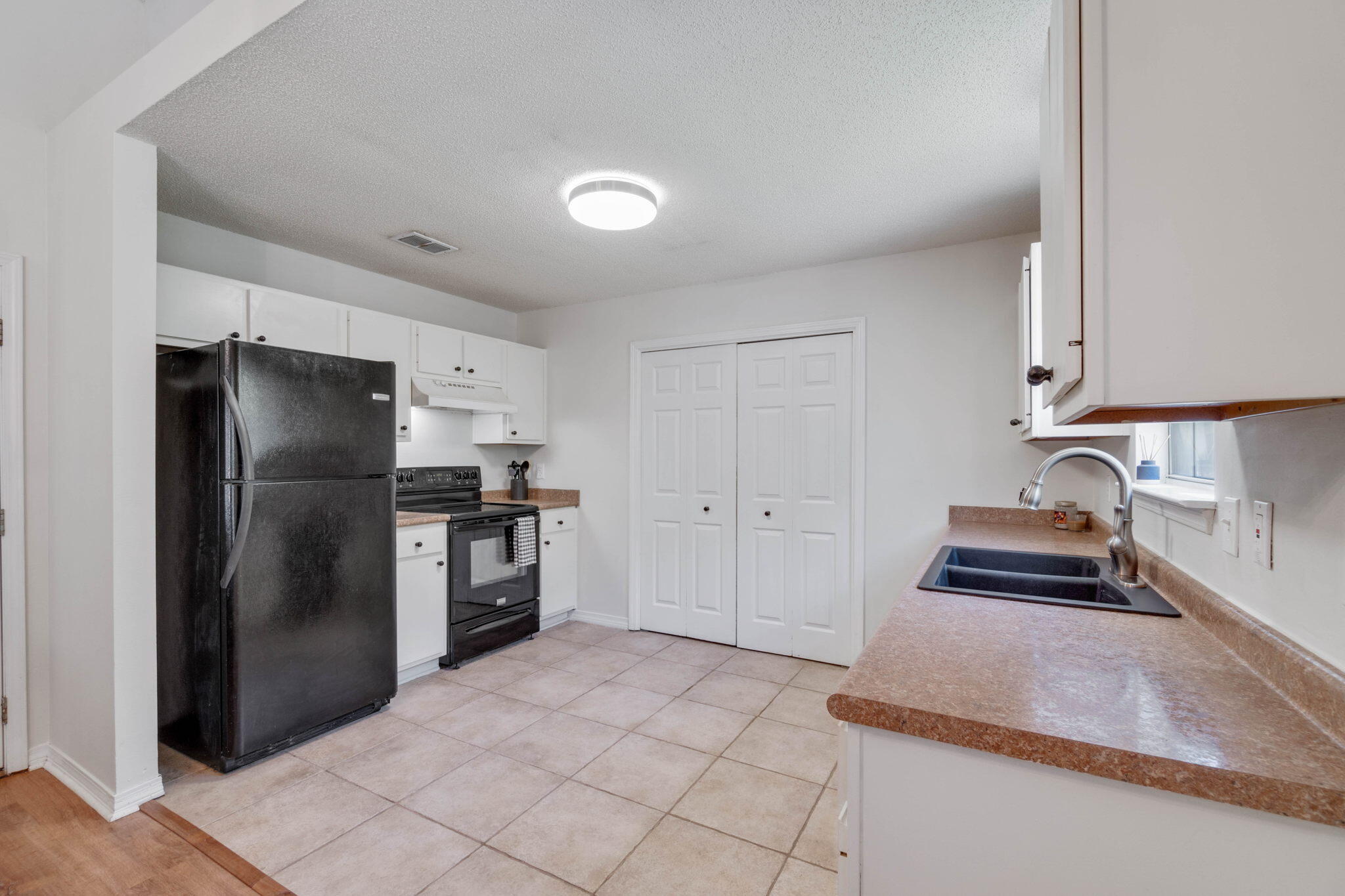 VICTORIA PARK - Residential