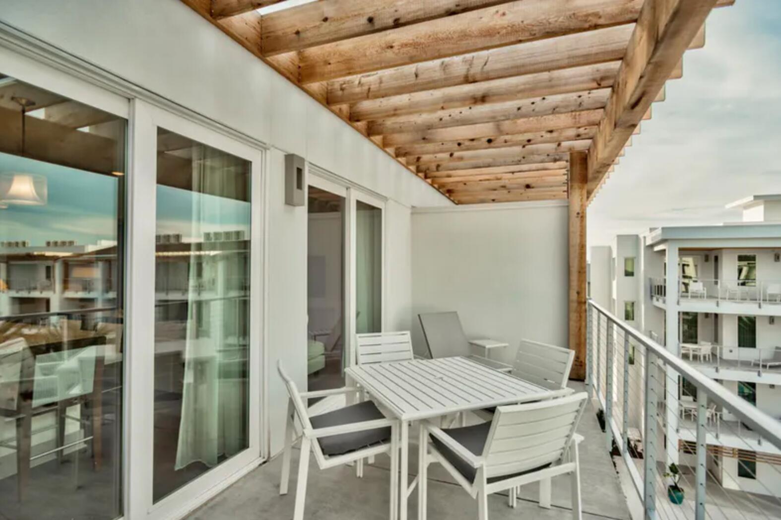 THE POINTE - Residential