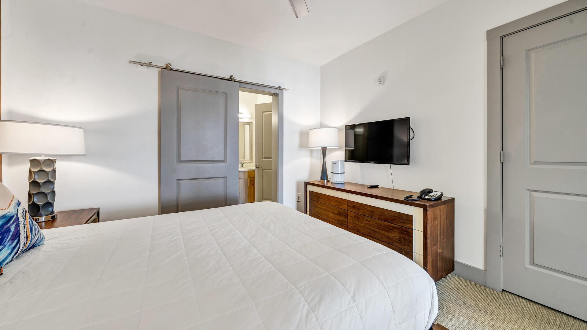 THE POINTE - Residential
