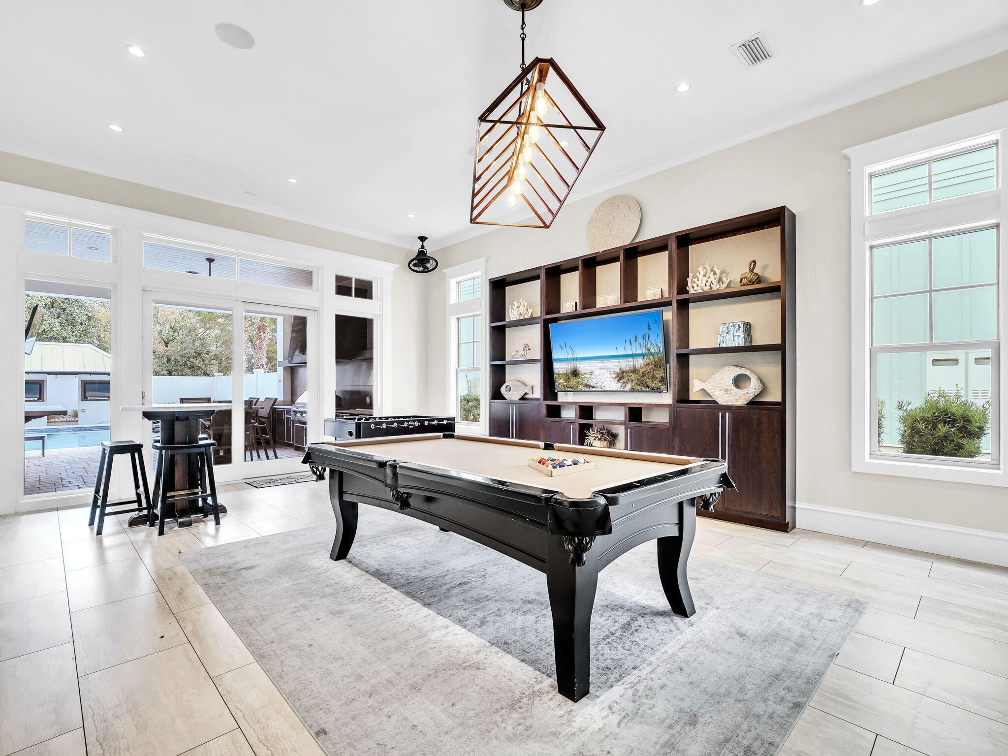 CRYSTAL BEACH - Residential