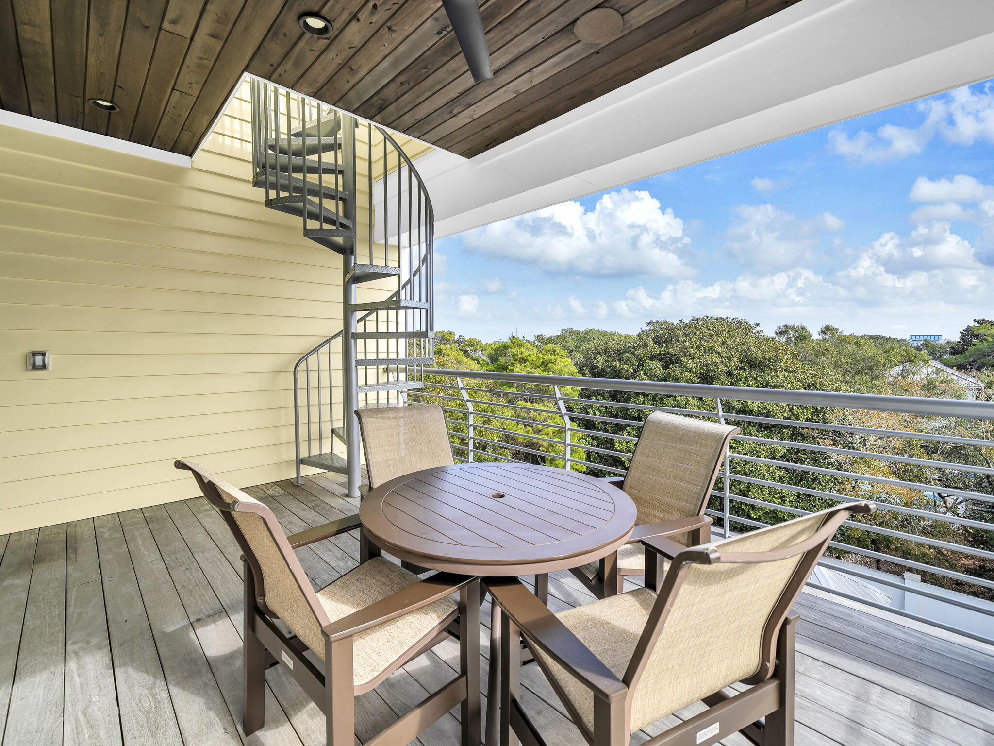 CRYSTAL BEACH - Residential