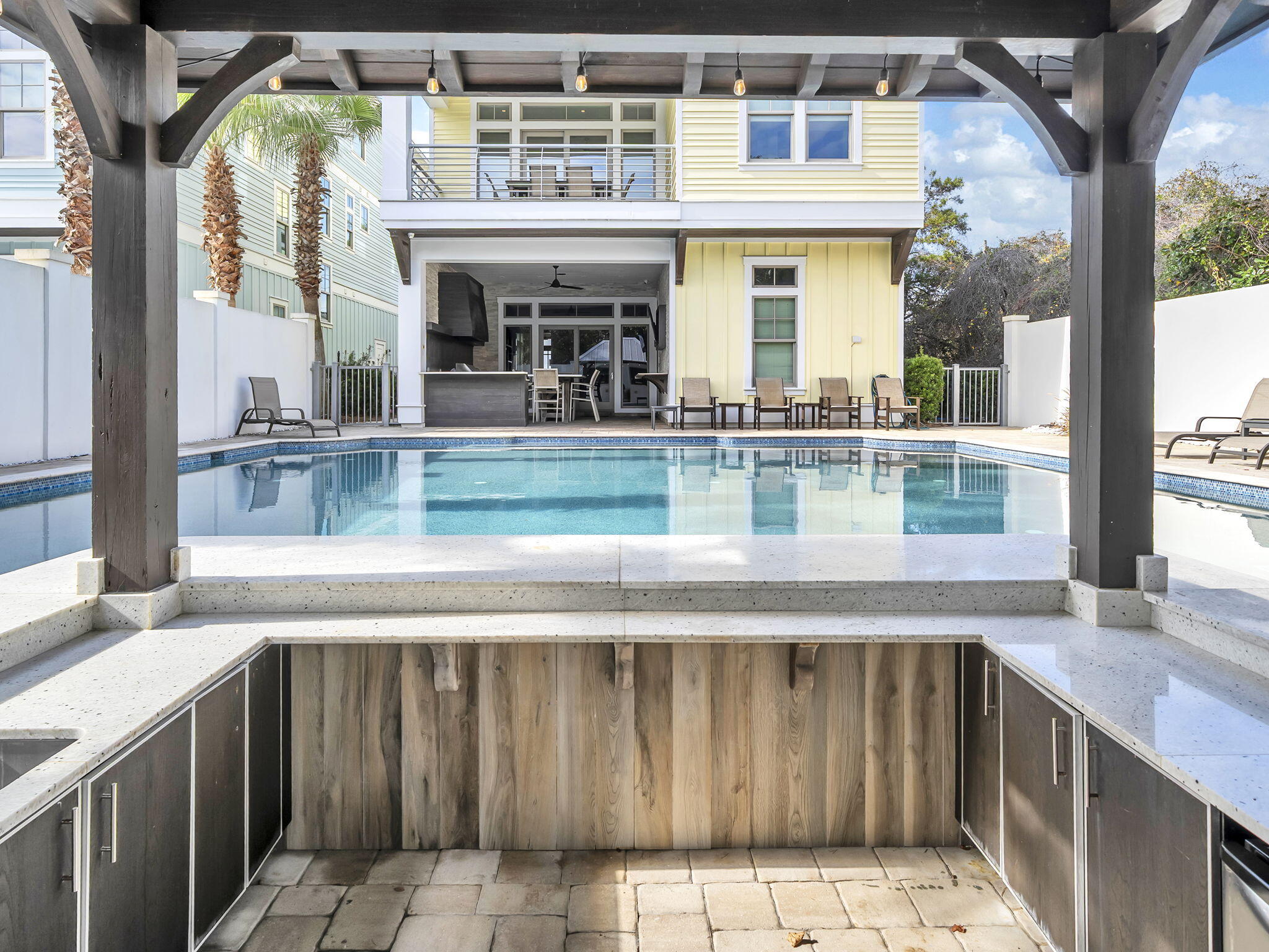 CRYSTAL BEACH - Residential