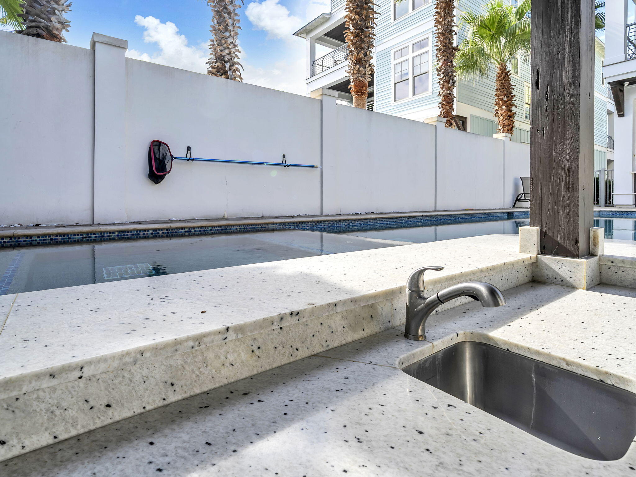 CRYSTAL BEACH - Residential