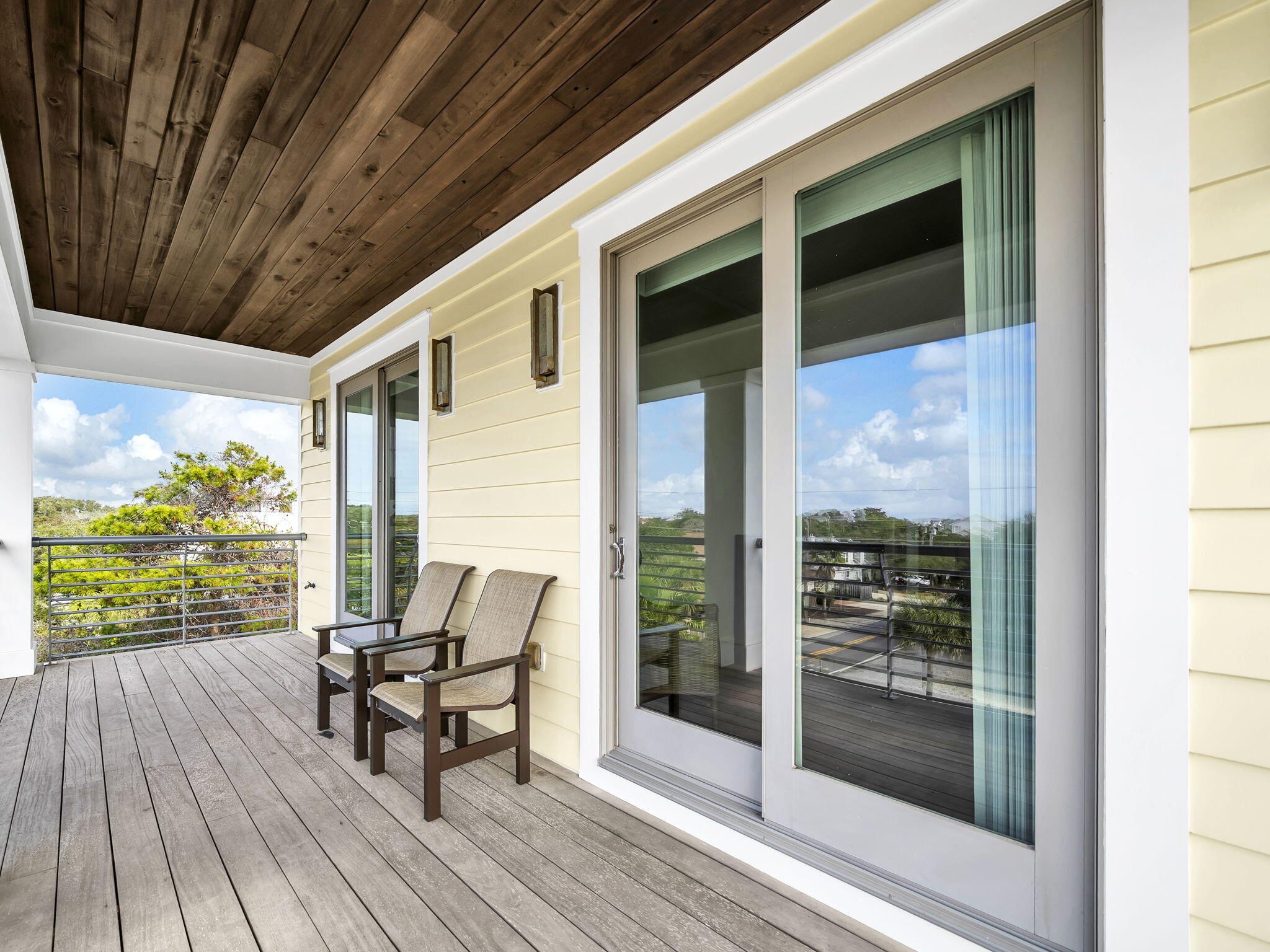 CRYSTAL BEACH - Residential