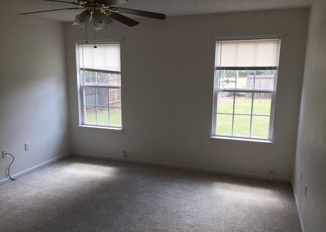 OAKWOOD HILLS UNIT 1 - Residential