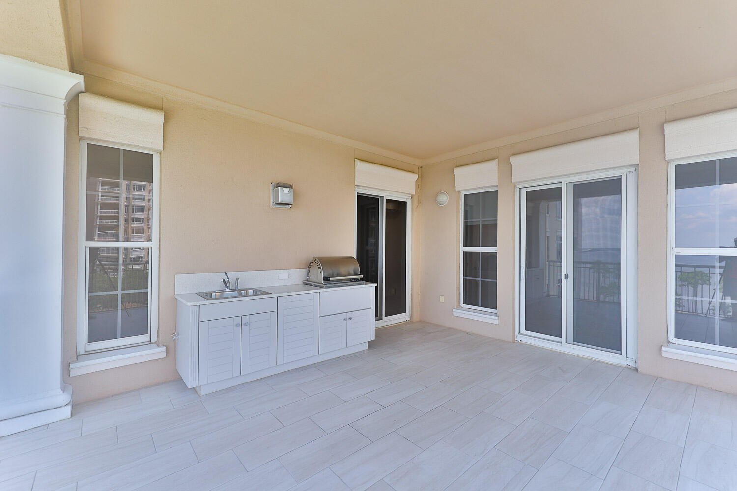 ONE WATER PLACE AT KELLY PLANTATION - Residential Lease